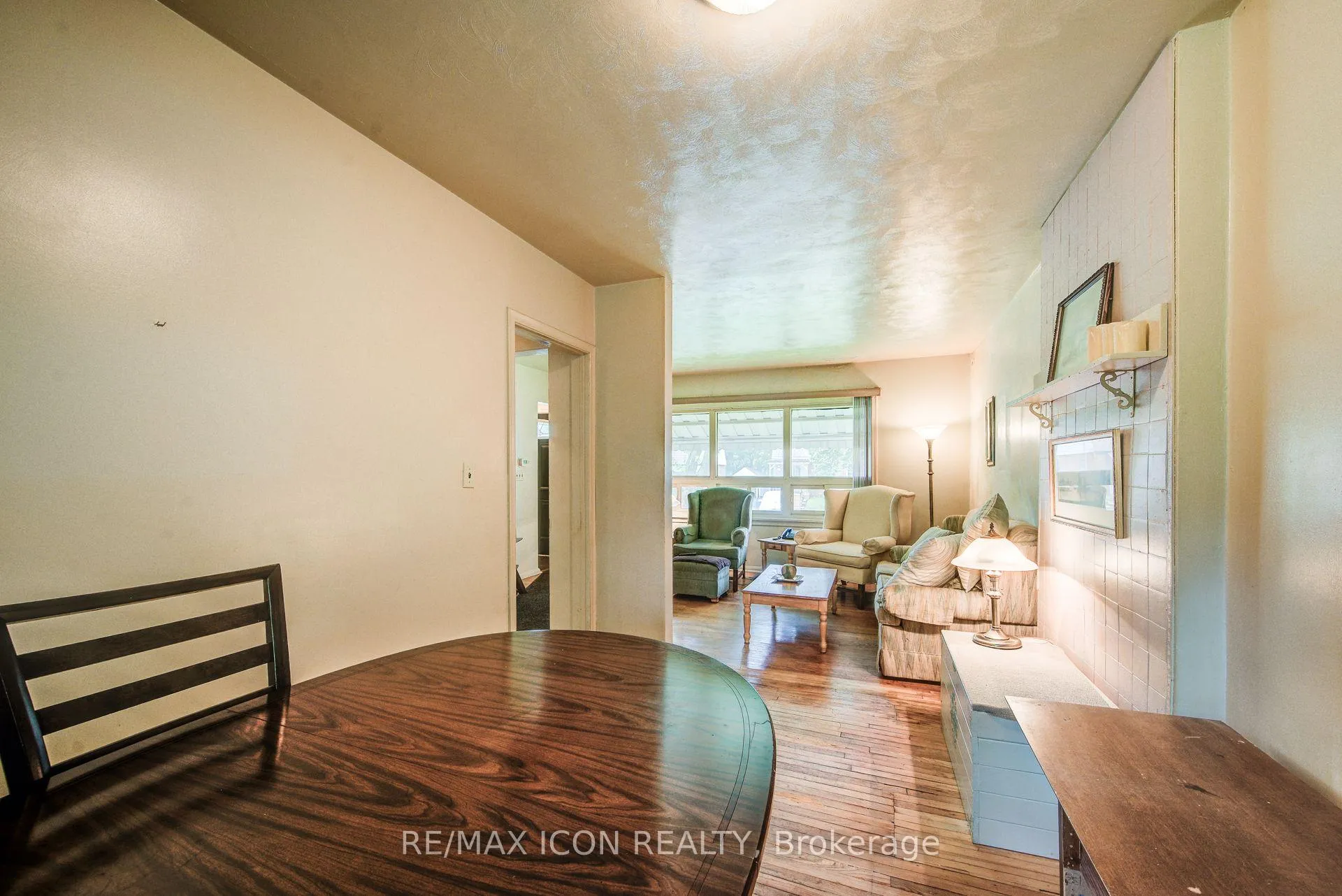 Photo 16 of 105 Lorne Crescent, Kitchener — HOMEH