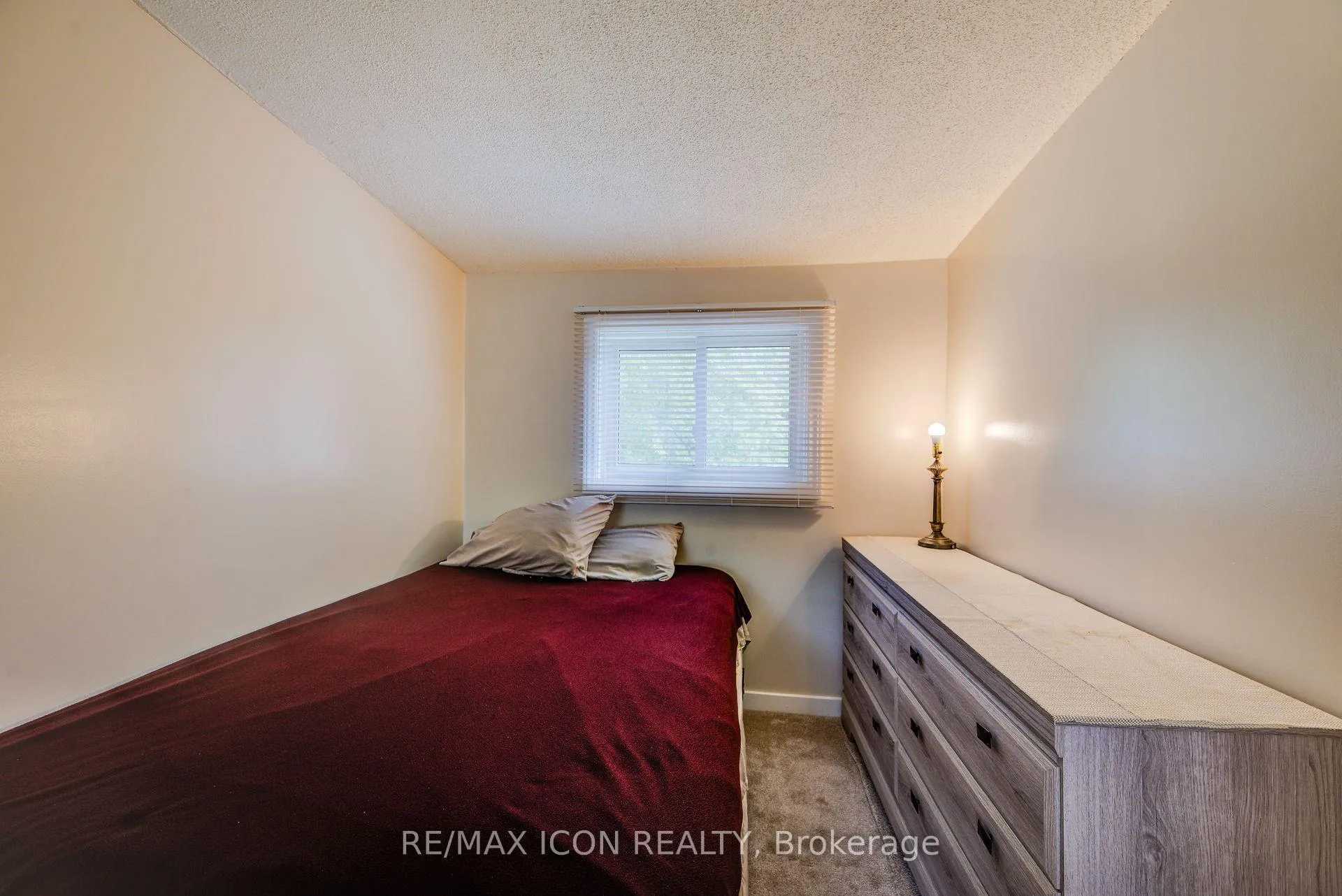 Photo 28 of 105 Lorne Crescent, Kitchener — HOMEH
