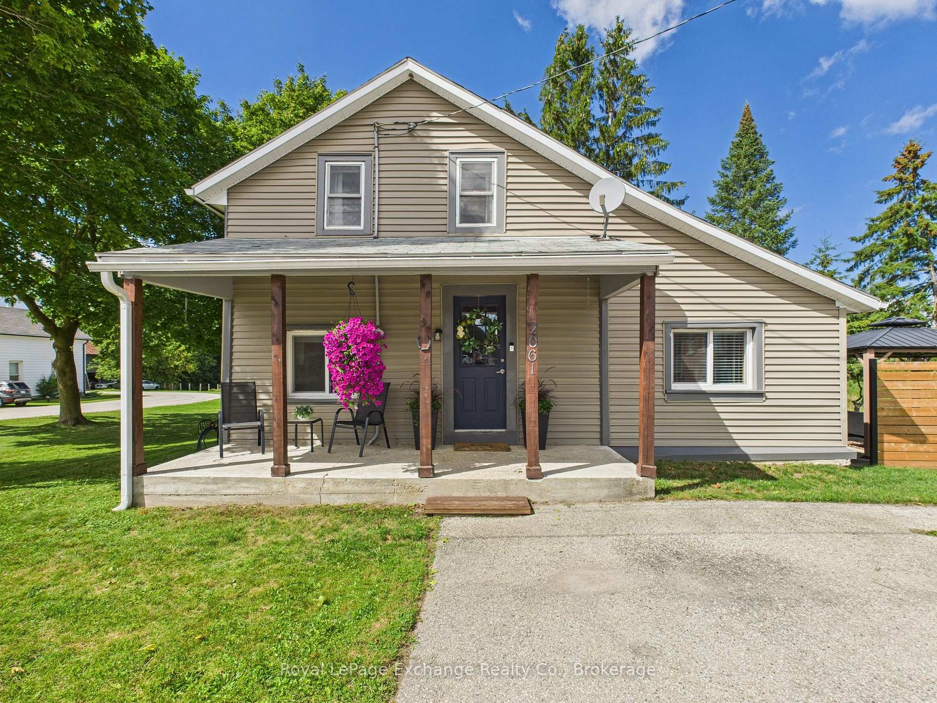 Photo 2 of 2061 Edward Street, Howick — HOMEH