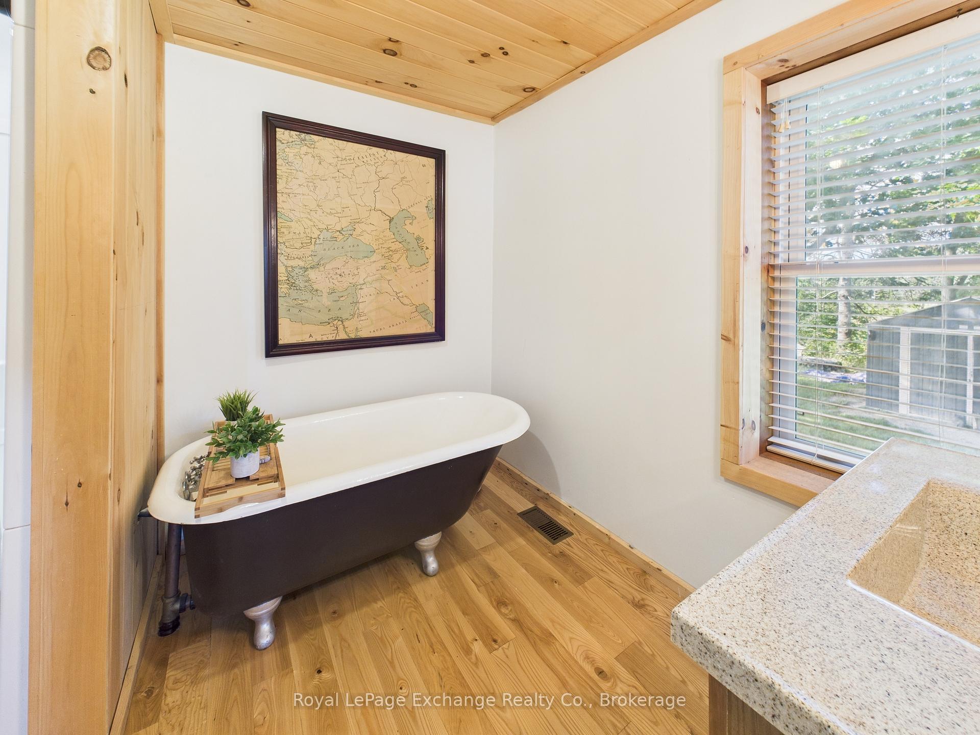 Photo 11 of 2061 Edward Street, Howick — HOMEH