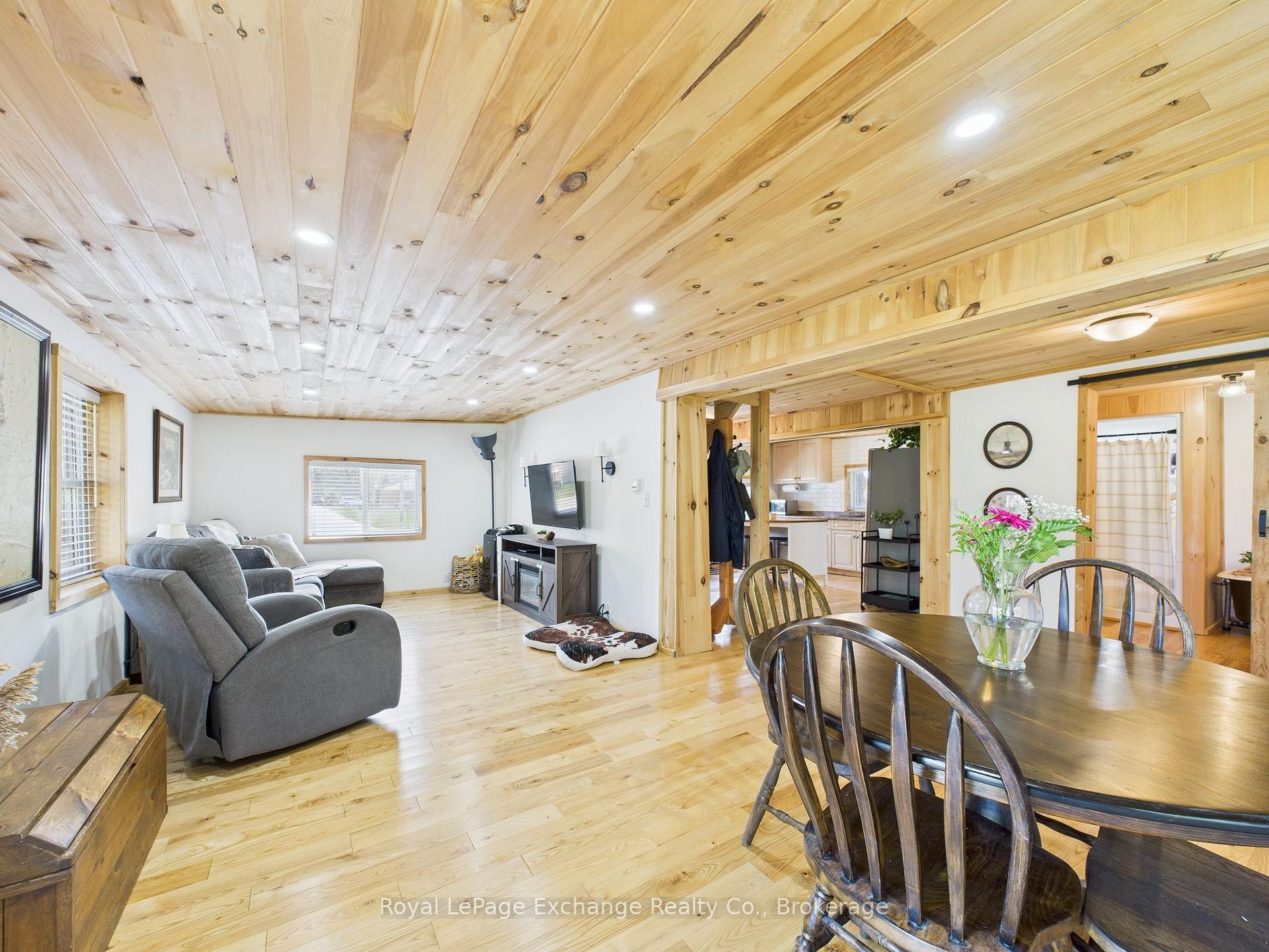 Photo 14 of 2061 Edward Street, Howick — HOMEH