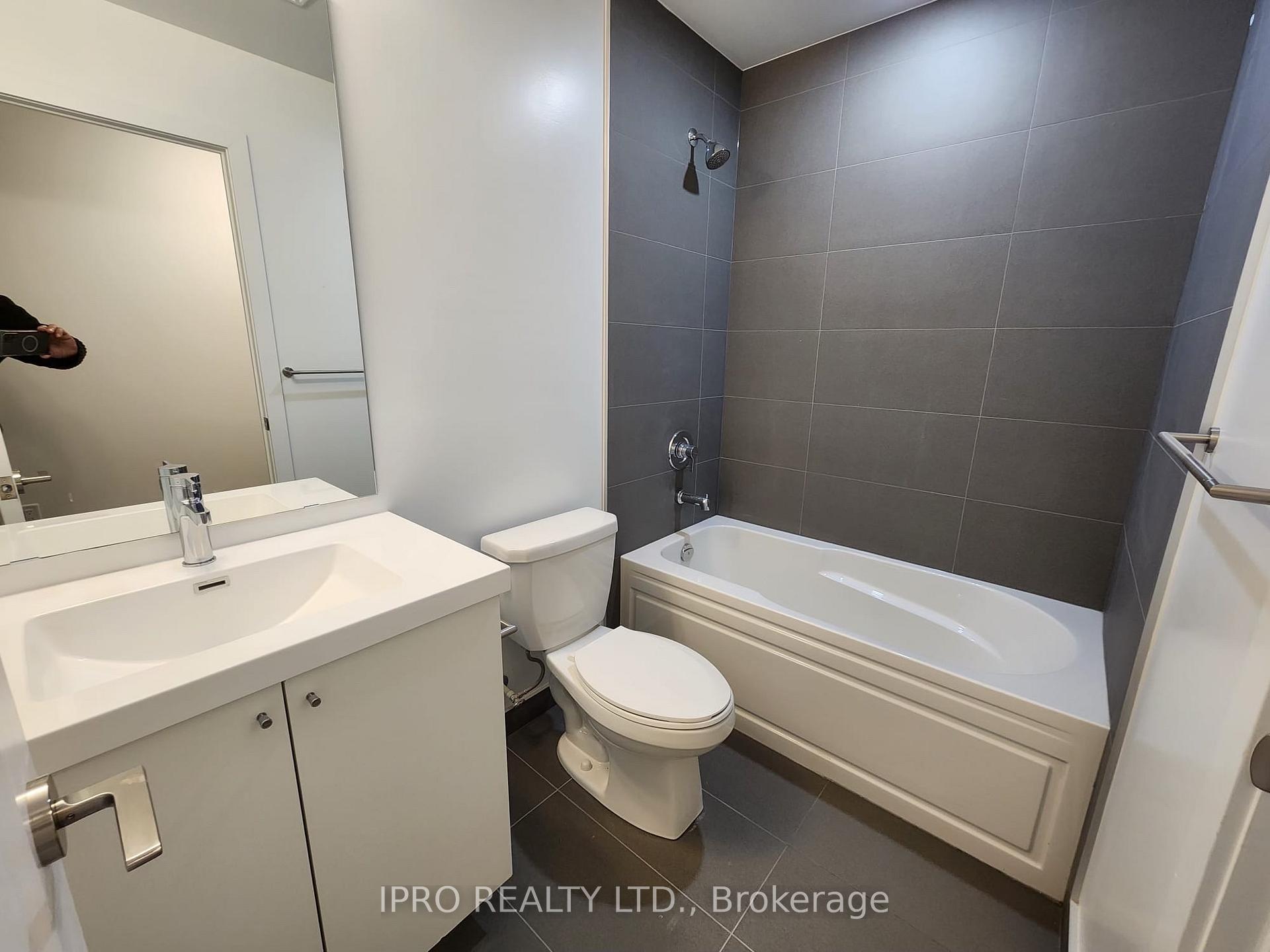 Photo 8 of Unit PH02, 2545 Simcoe Street N, Oshawa, Windfields — HOMEH