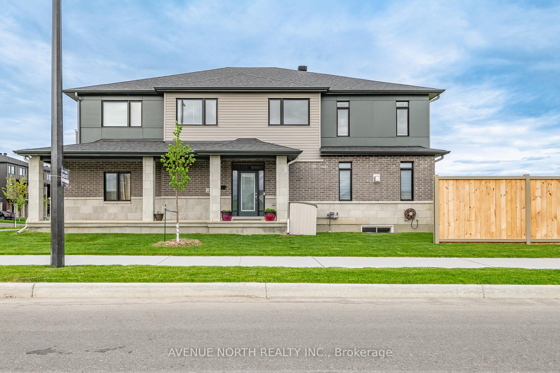 Photo 2 of 579 Tahoe Heights, Ottawa, Leitrim — HOMEH