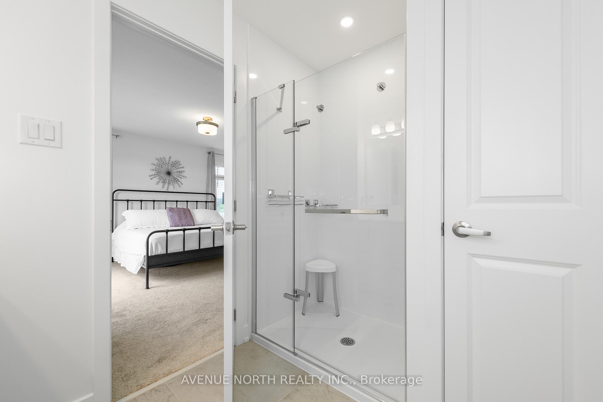 Photo 19 of 579 Tahoe Heights, Ottawa, Leitrim — HOMEH