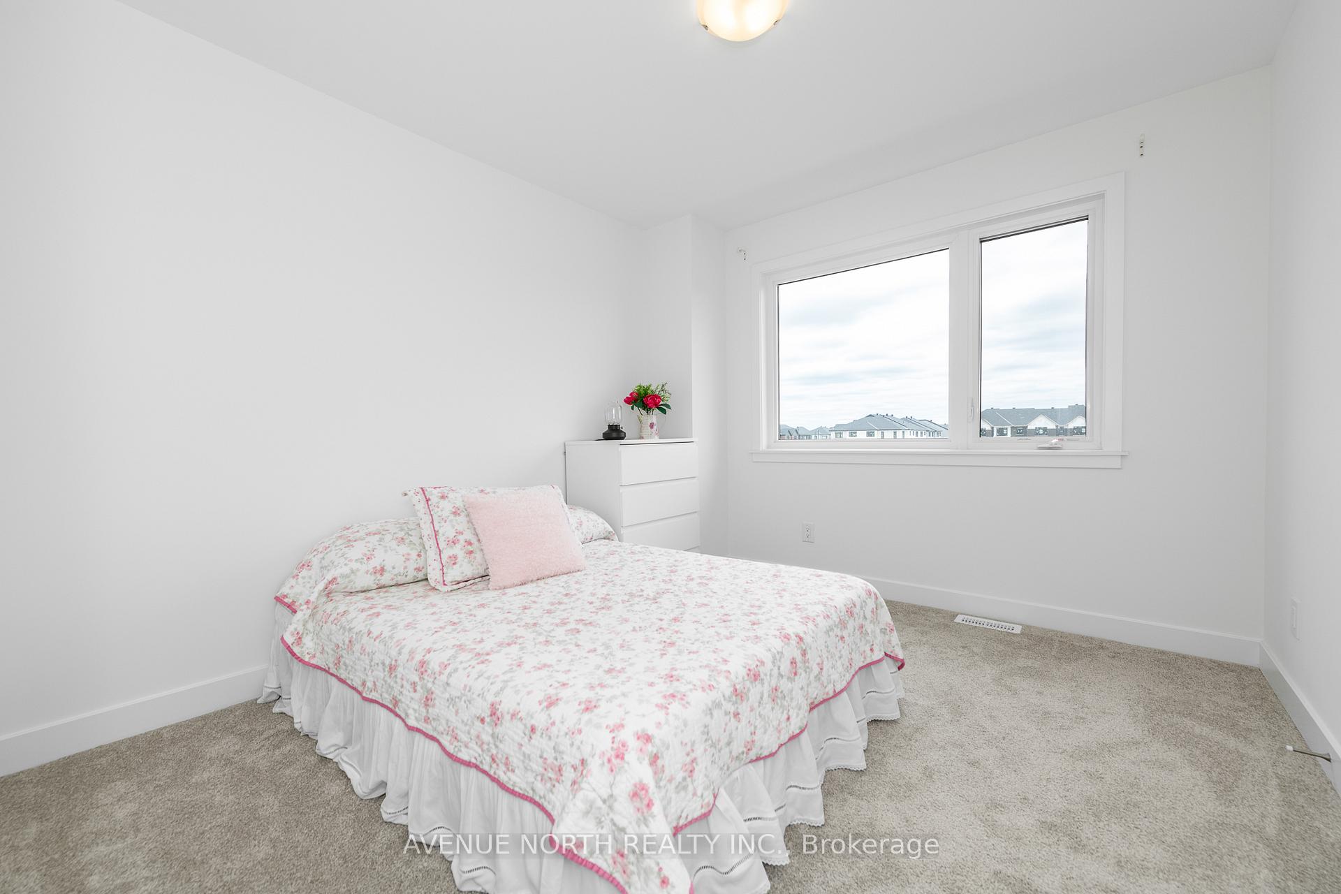 Photo 24 of 579 Tahoe Heights, Ottawa, Leitrim — HOMEH