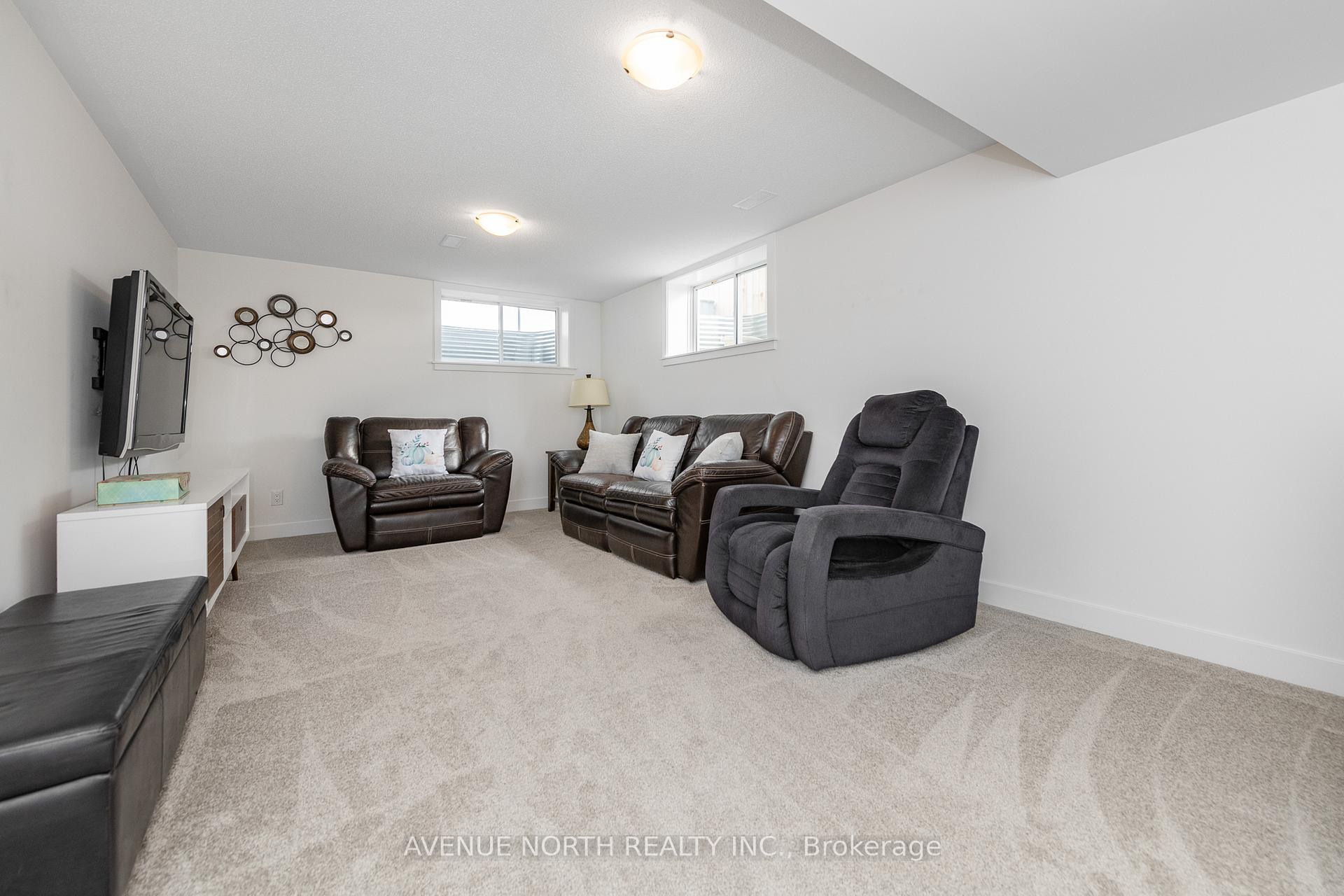 Photo 28 of 579 Tahoe Heights, Ottawa, Leitrim — HOMEH