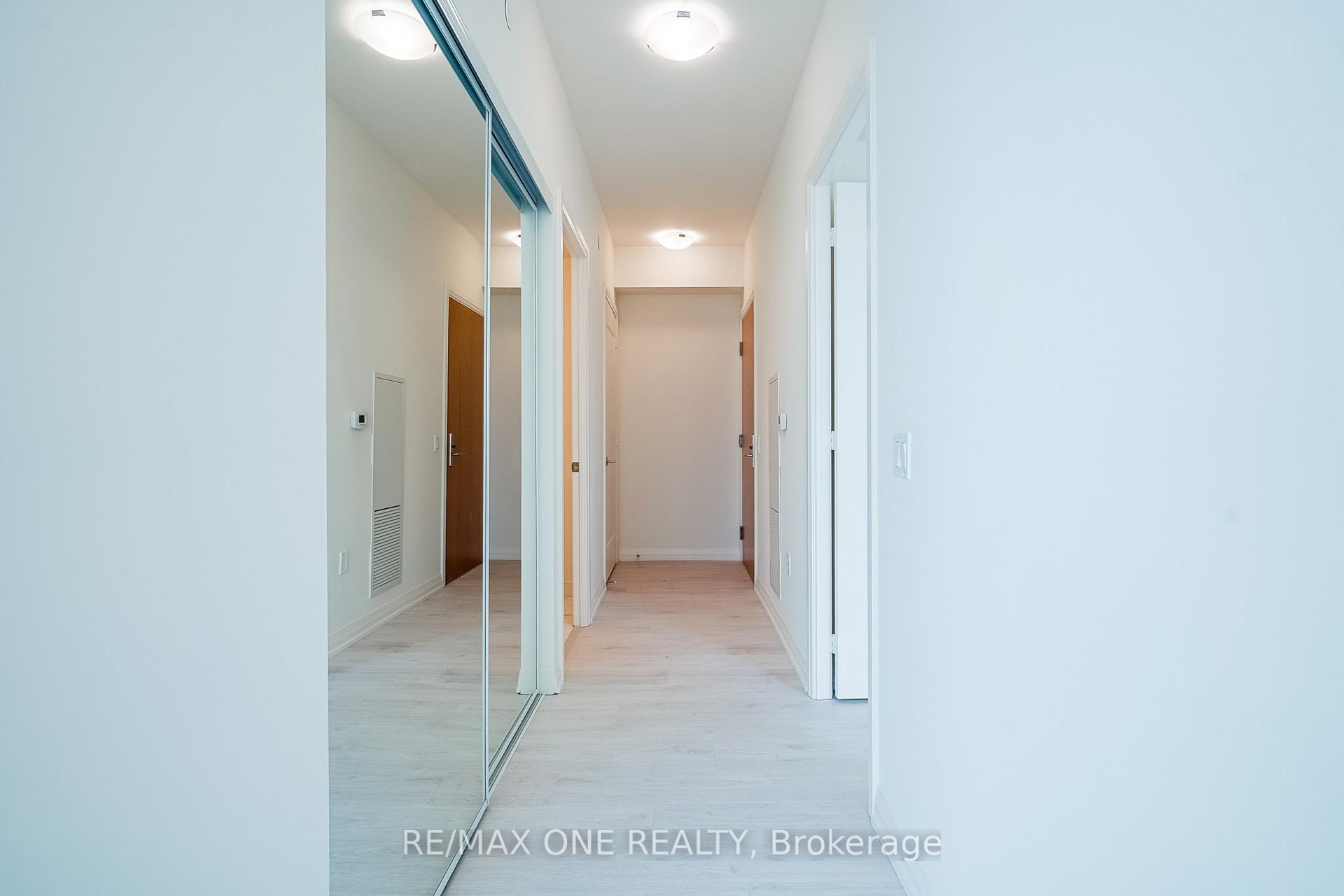 Photo 2 of Unit 1615, 8960 Jane Street, Vaughan, Vellore Village — HOMEH