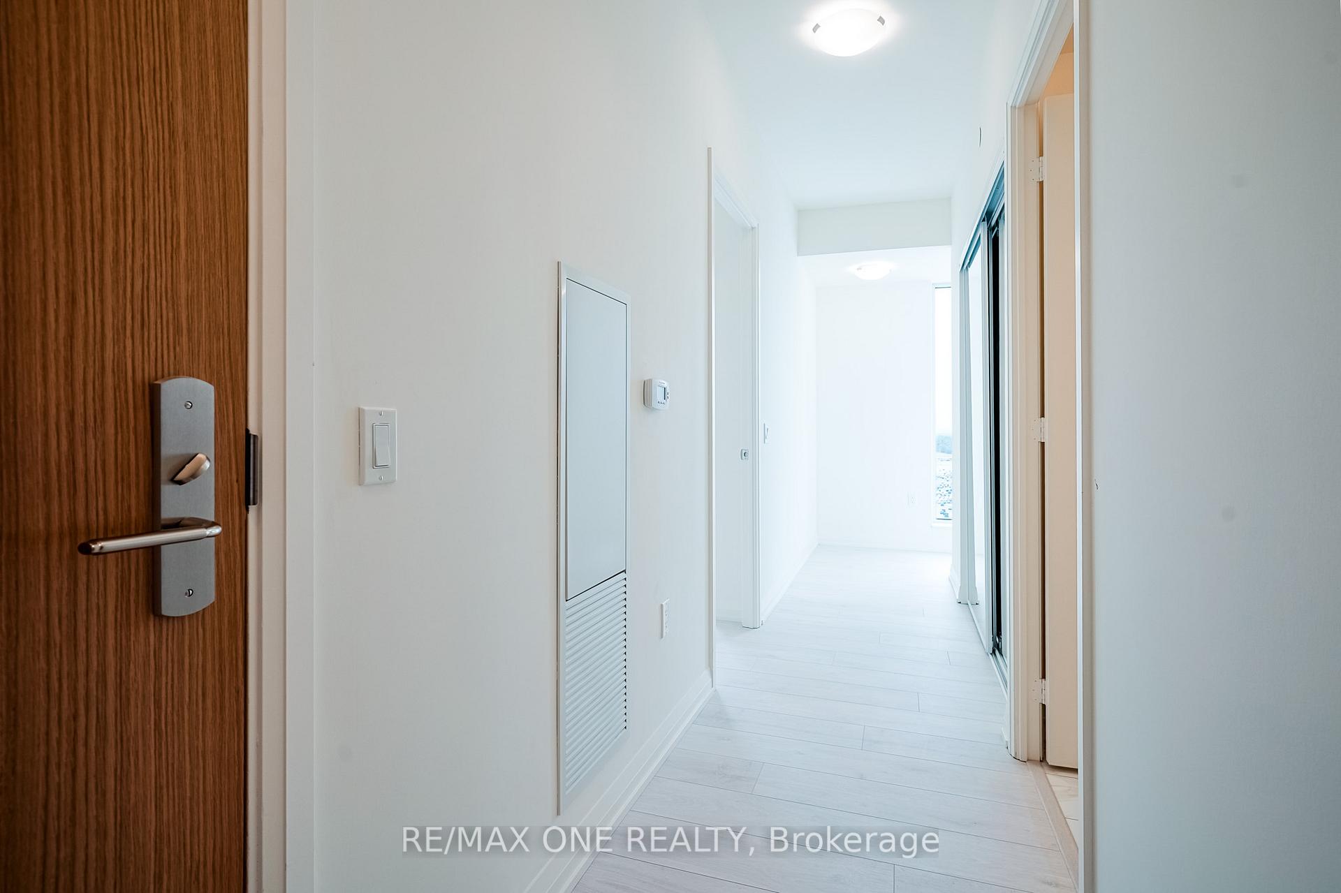 Photo 3 of Unit 1615, 8960 Jane Street, Vaughan, Vellore Village — HOMEH