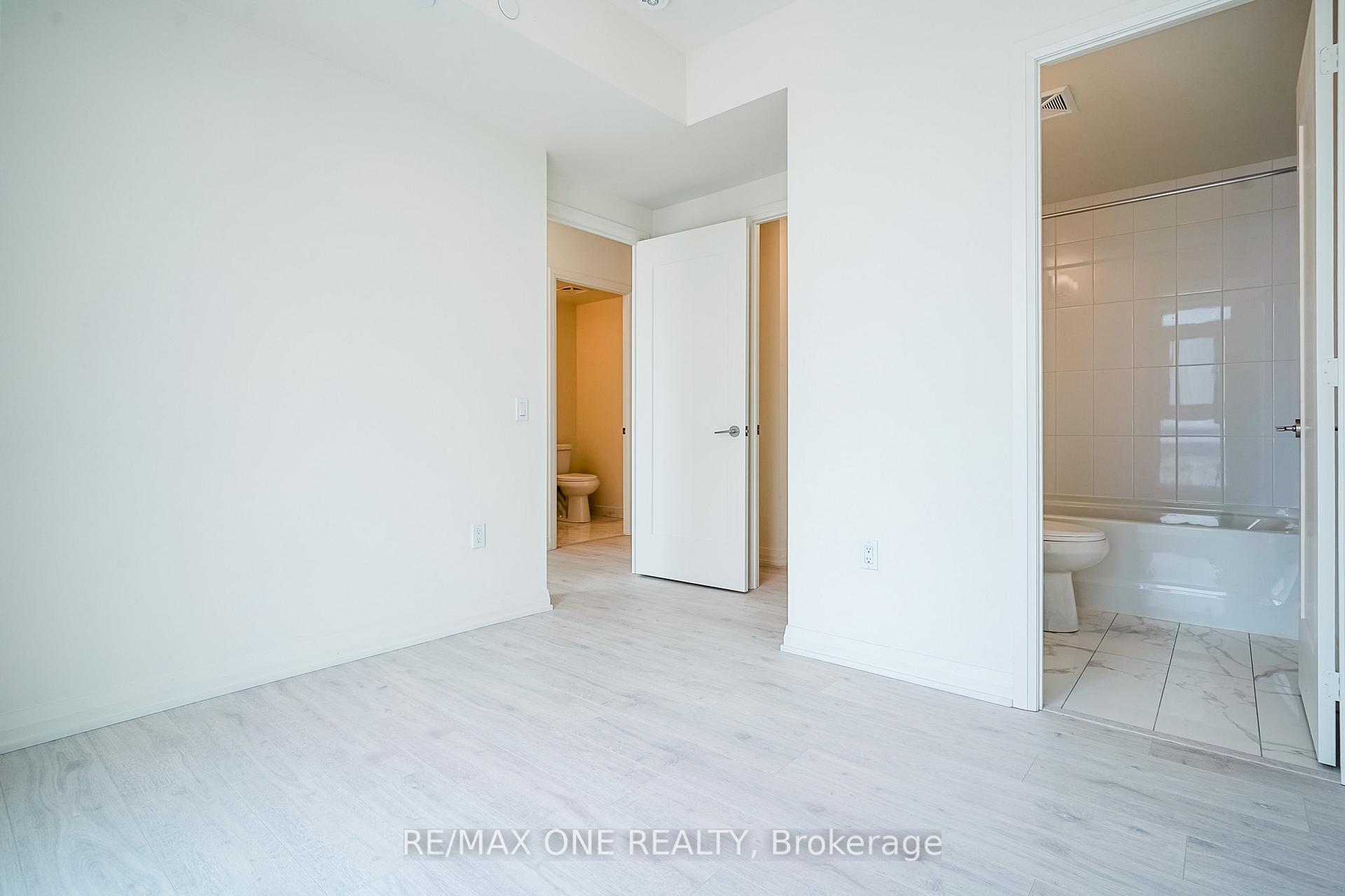 Photo 6 of Unit 1615, 8960 Jane Street, Vaughan, Vellore Village — HOMEH