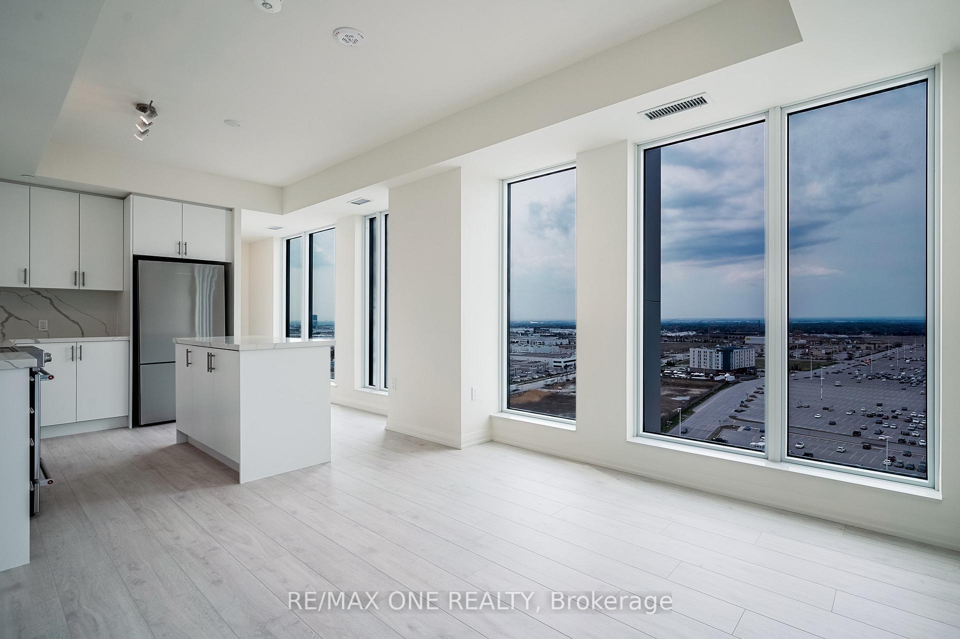 Photo 15 of Unit 1615, 8960 Jane Street, Vaughan, Vellore Village — HOMEH