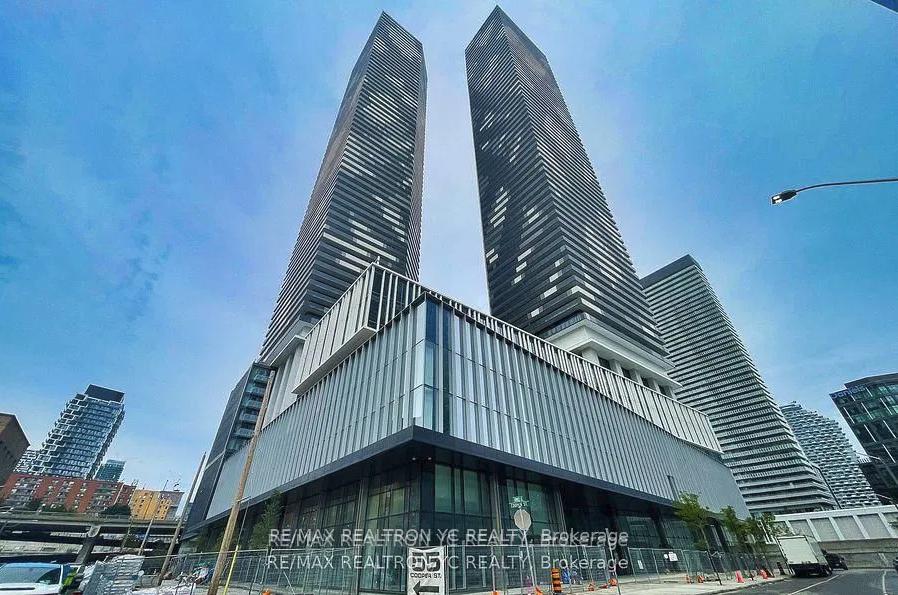 Photo 1 of Unit 4506, 138 Downes Street, Toronto, Waterfront Communities — HOMEH