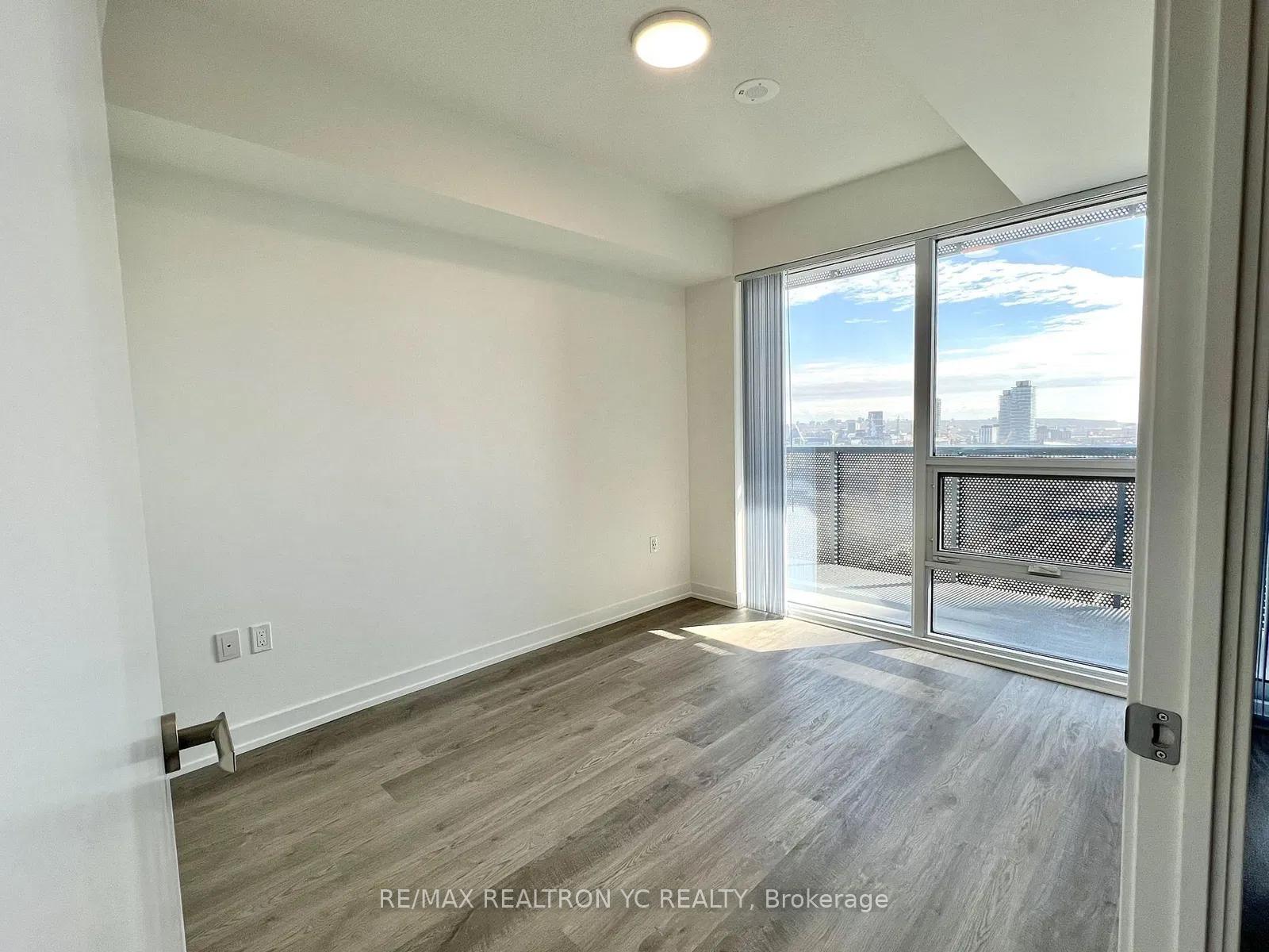 Photo 3 of Unit 4506, 138 Downes Street, Toronto, Waterfront Communities — HOMEH