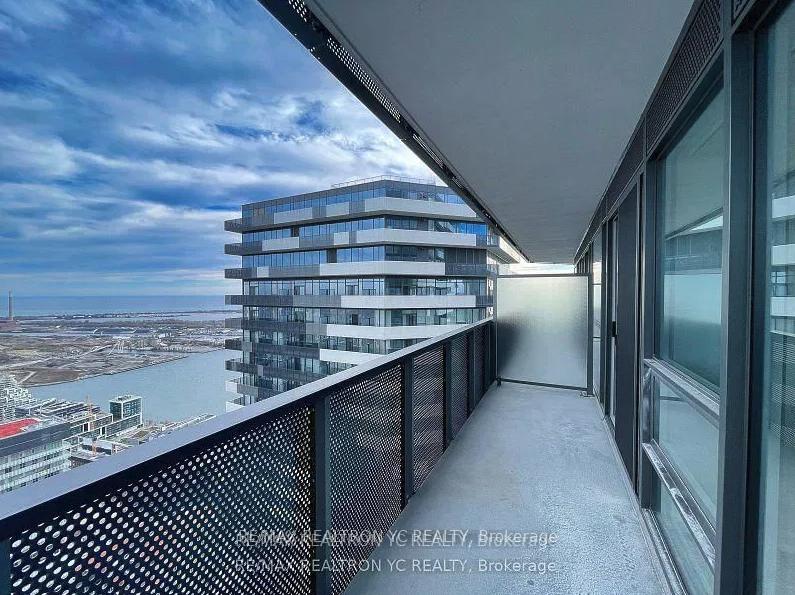 Photo 8 of Unit 4506, 138 Downes Street, Toronto, Waterfront Communities — HOMEH