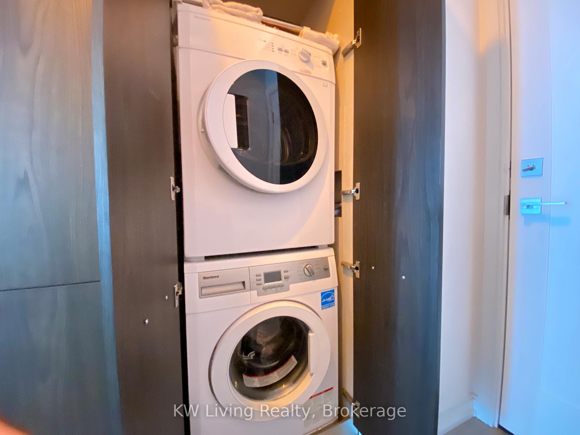 Photo 16 of Unit 4306, 50 Charles Street E, Toronto, Church-Yonge Corridor — HOMEH