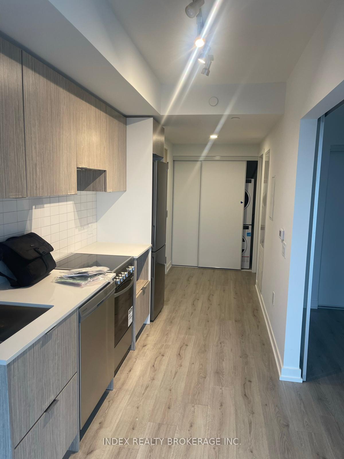 Photo 17 of Unit 2207, 395 Bloor Street E, Toronto, North St. James Town — HOMEH