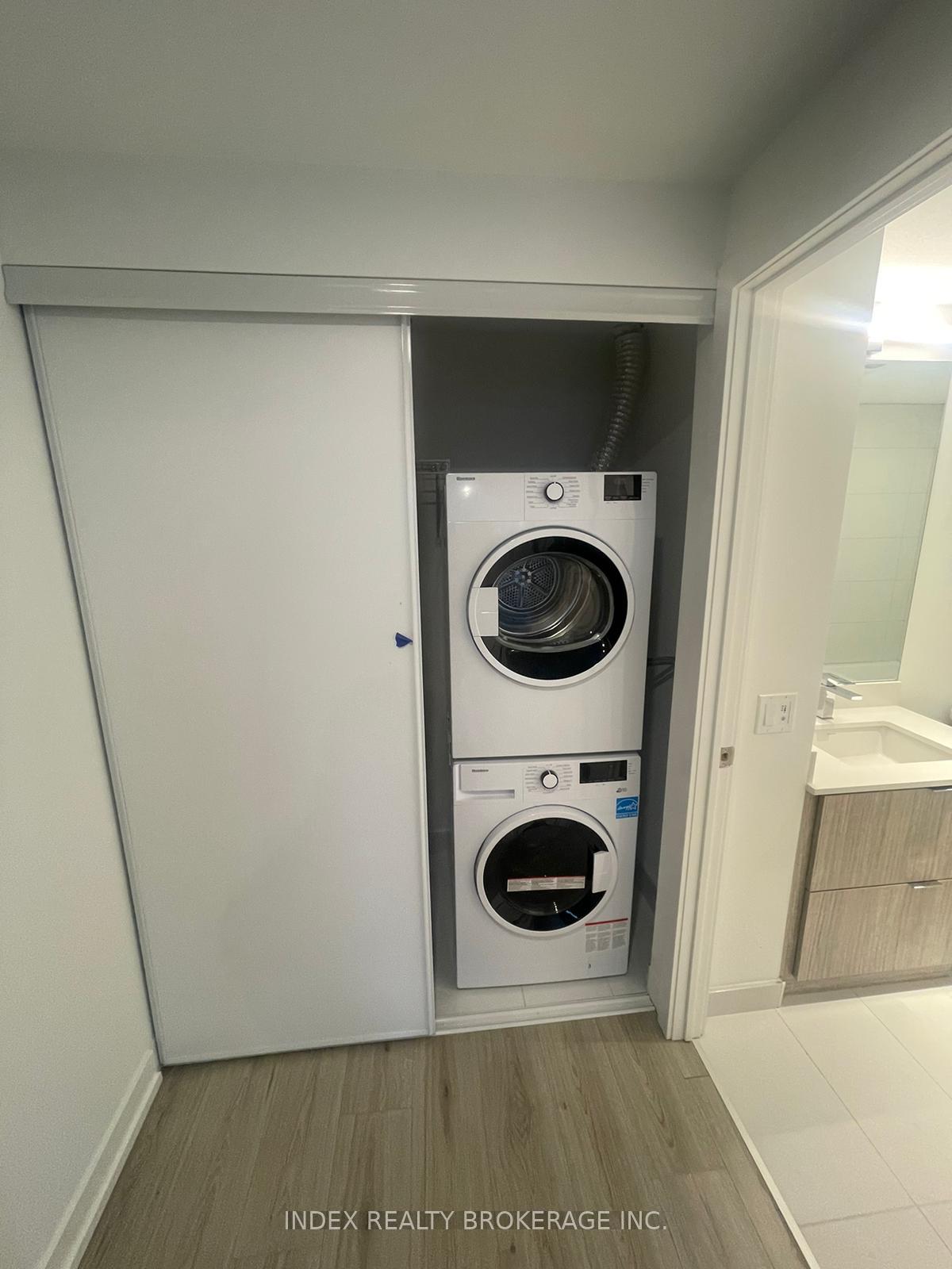 Photo 13 of Unit 2207, 395 Bloor Street E, Toronto, North St. James Town — HOMEH