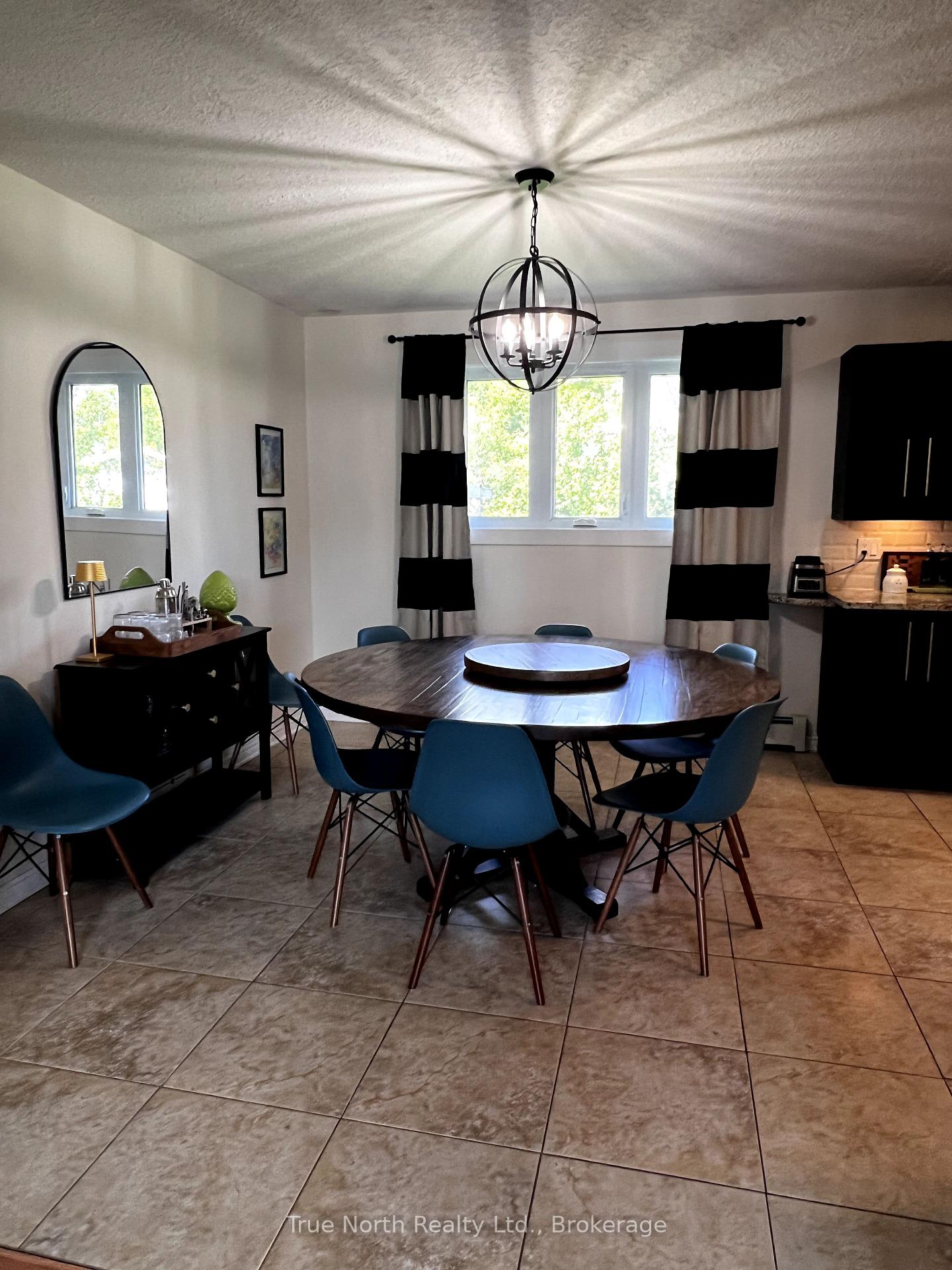 Photo 6 of 15 Seaborne Crescent, Kapuskasing — HOMEH
