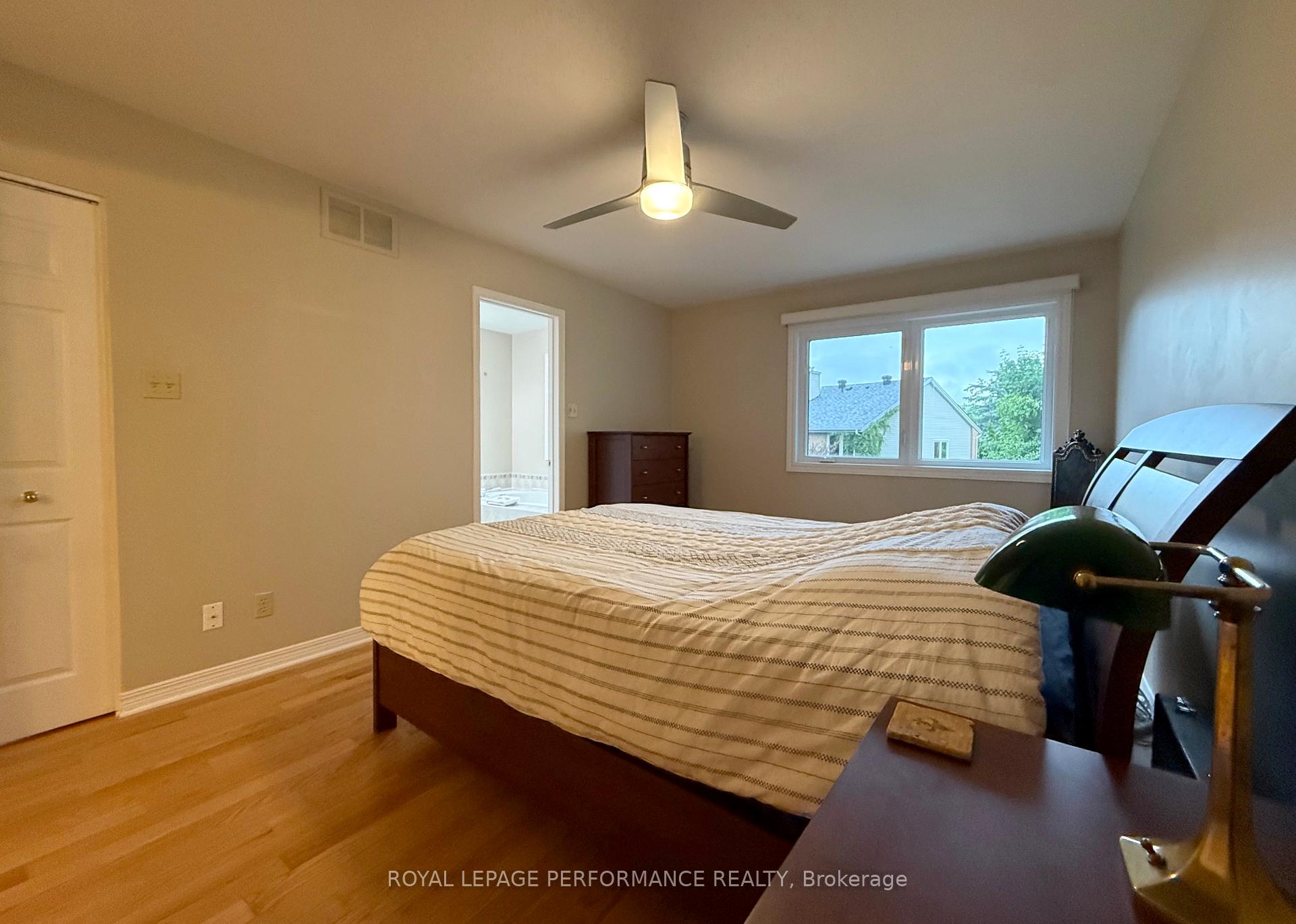 Photo 14 of 118 Dunbarton Court, Ottawa, Cardinal Glen — HOMEH