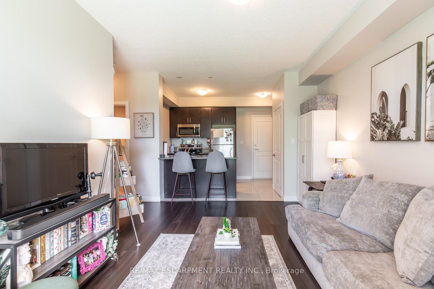 Photo 23 of Unit 116, 125 Shoreview Place, Hamilton, Stoney Creek — HOMEH