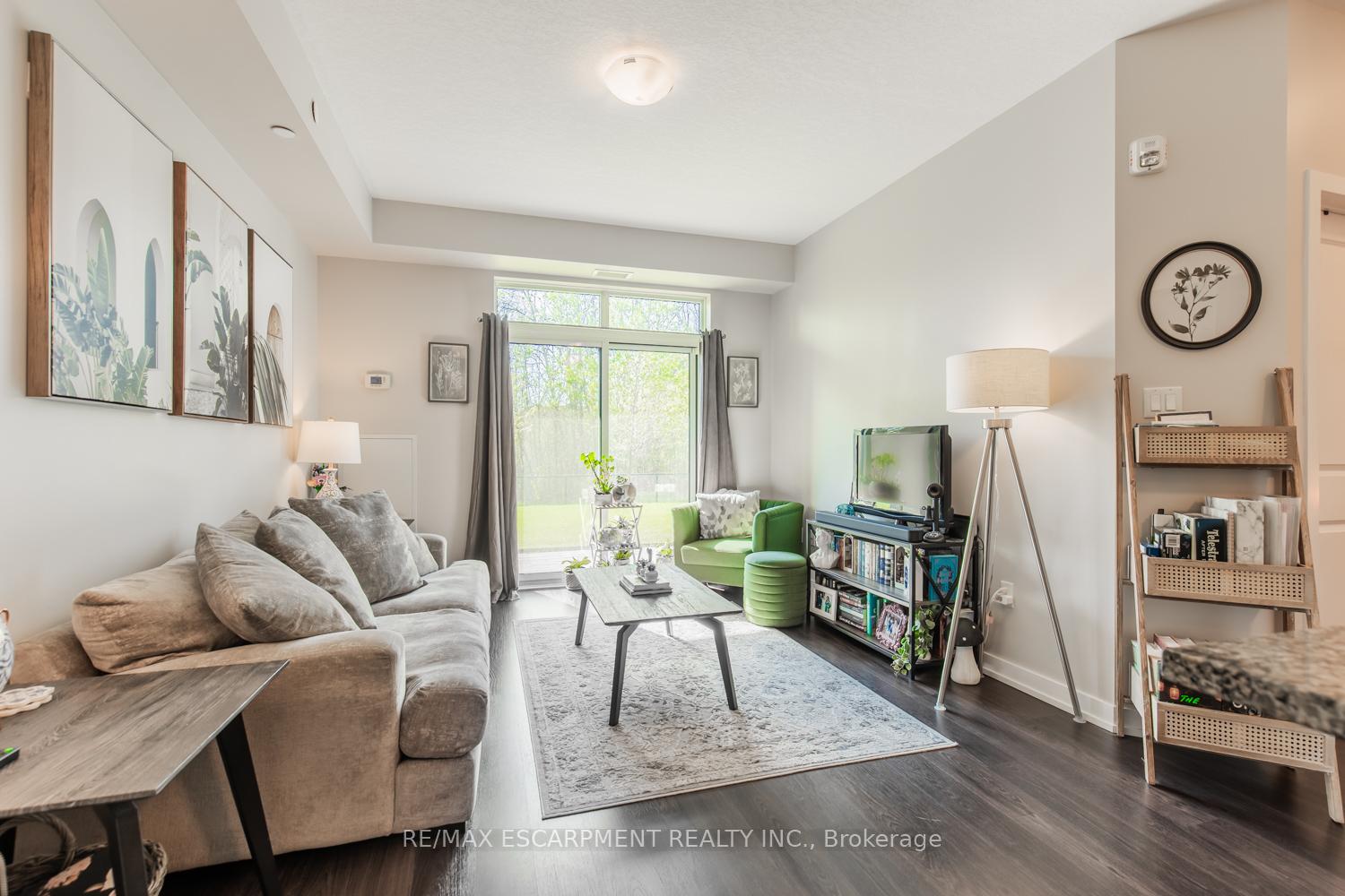 Photo 11 of Unit 116, 125 Shoreview Place, Hamilton, Stoney Creek — HOMEH