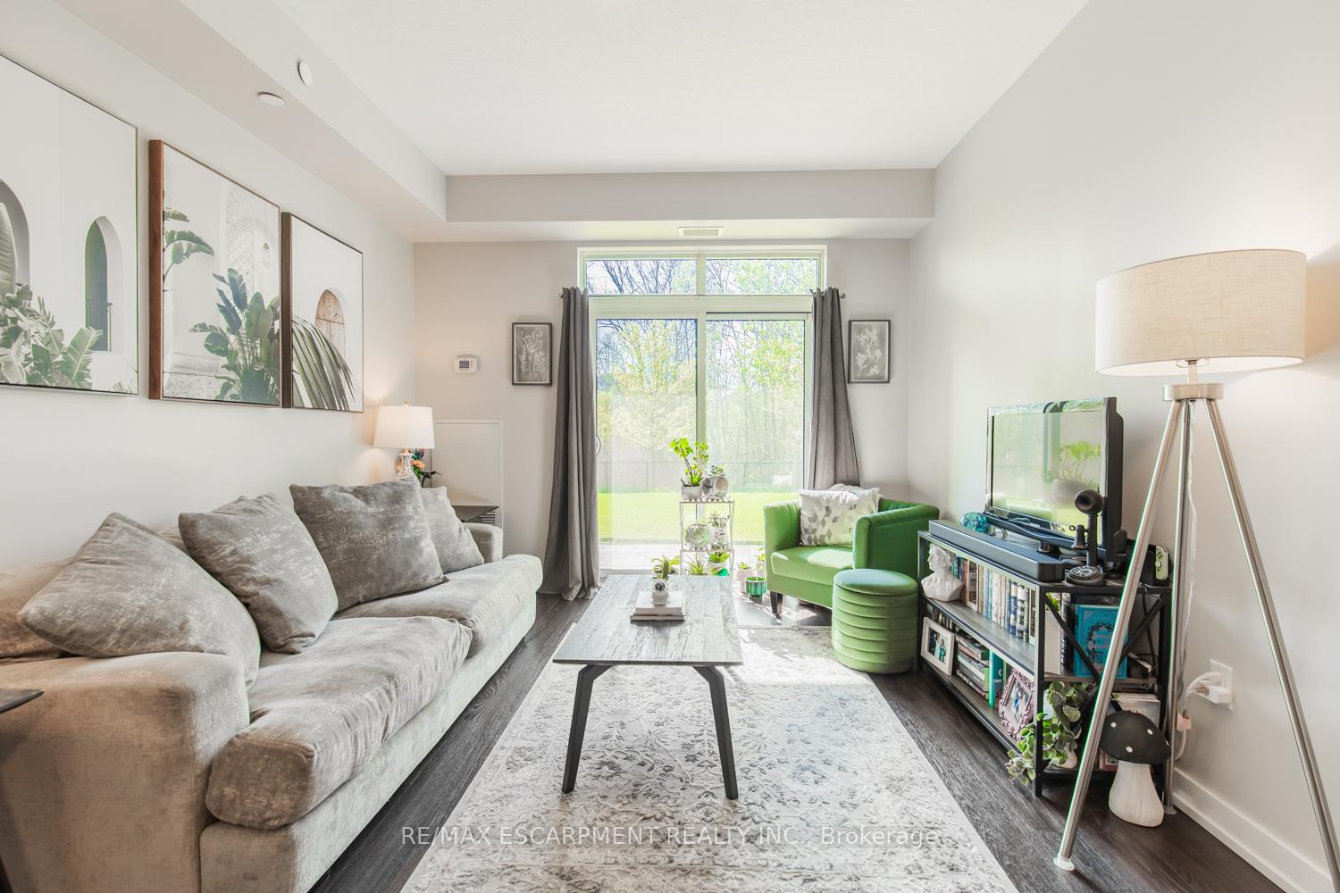 Photo 12 of Unit 116, 125 Shoreview Place, Hamilton, Stoney Creek — HOMEH