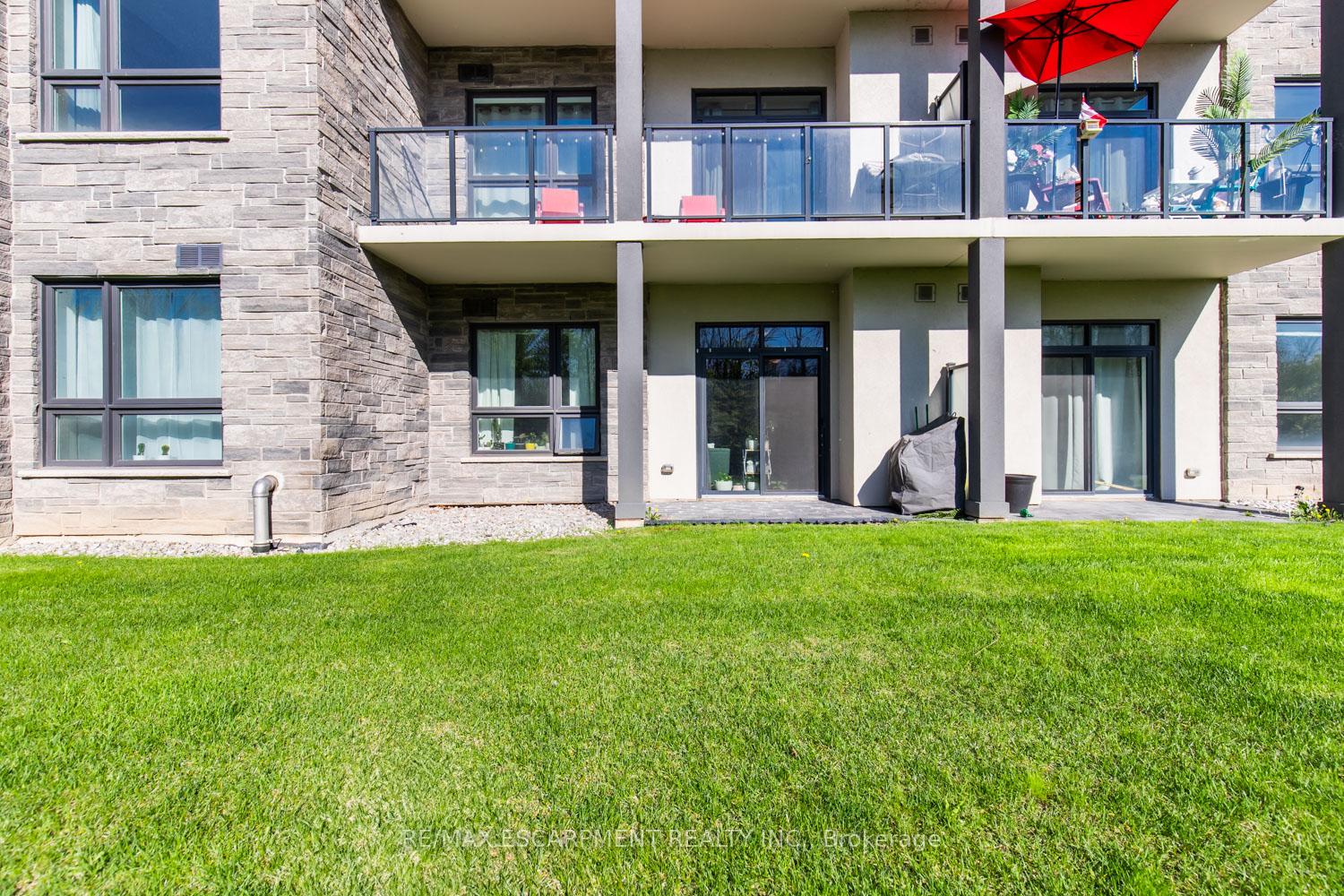 Photo 15 of Unit 116, 125 Shoreview Place, Hamilton, Stoney Creek — HOMEH