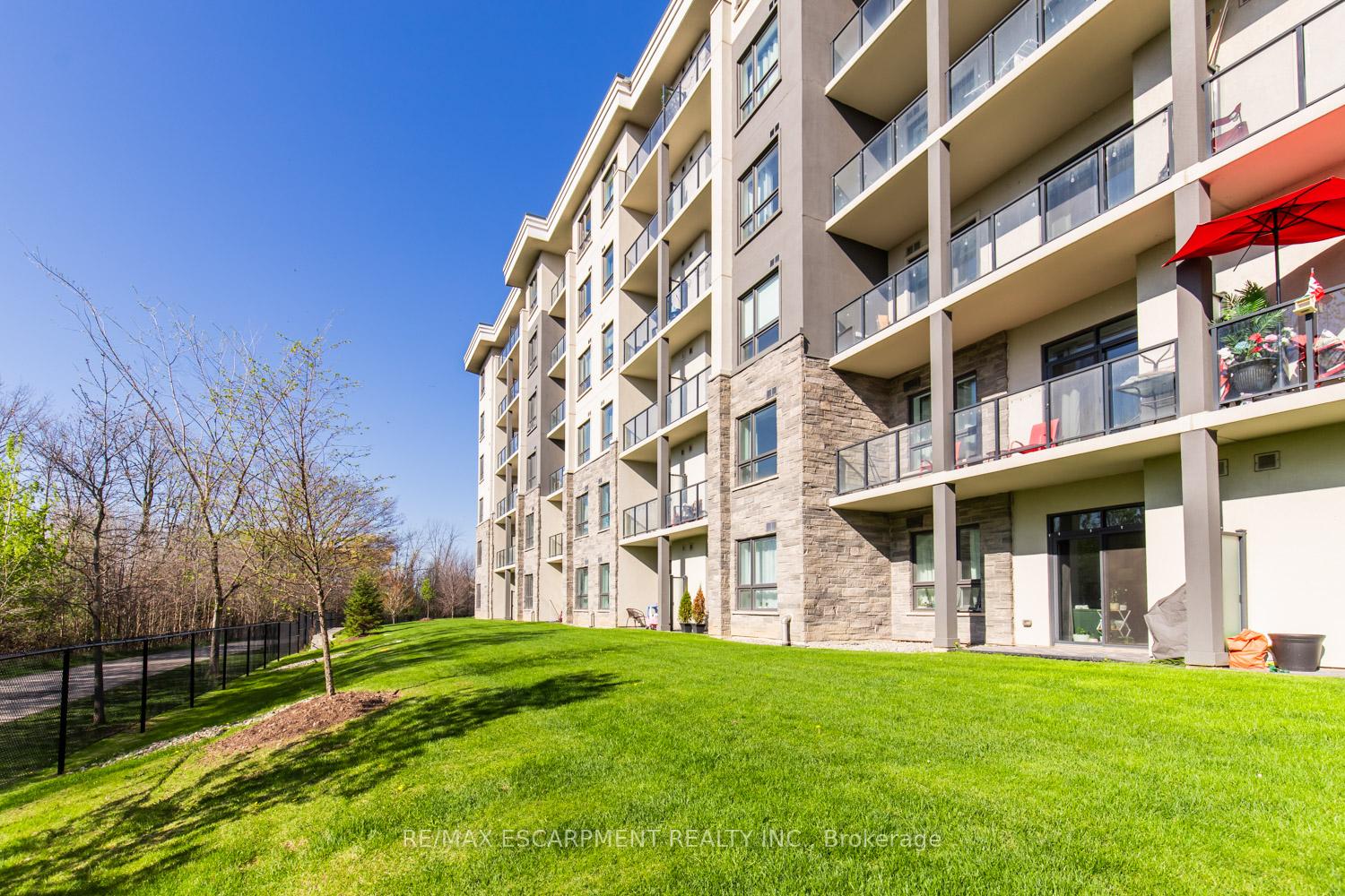 Photo 18 of Unit 116, 125 Shoreview Place, Hamilton, Stoney Creek — HOMEH