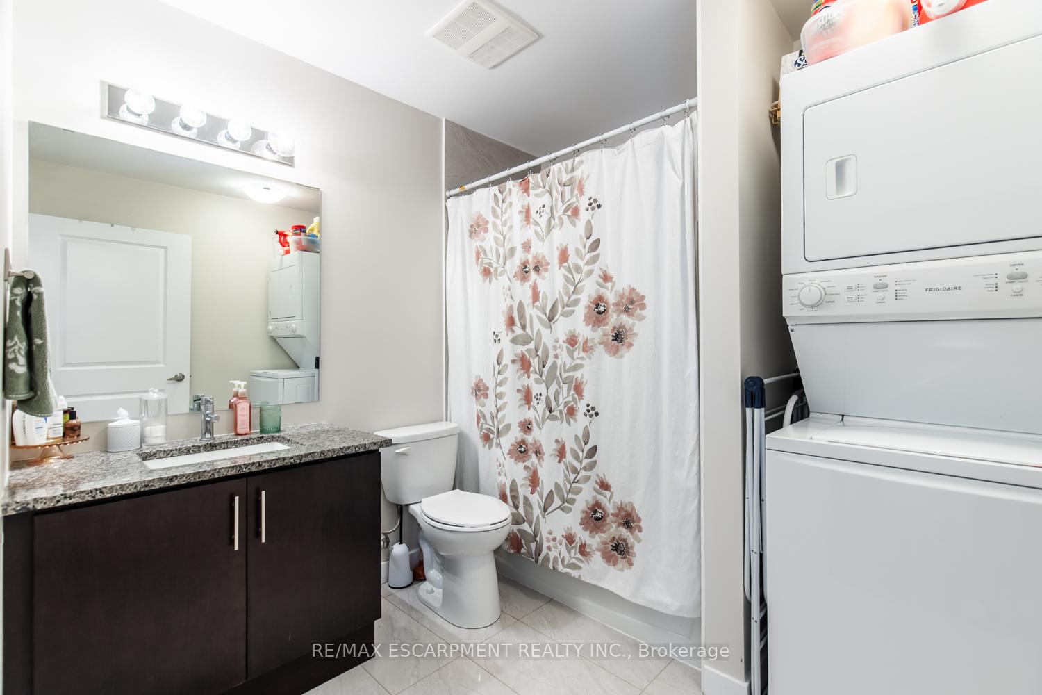 Photo 20 of Unit 116, 125 Shoreview Place, Hamilton, Stoney Creek — HOMEH