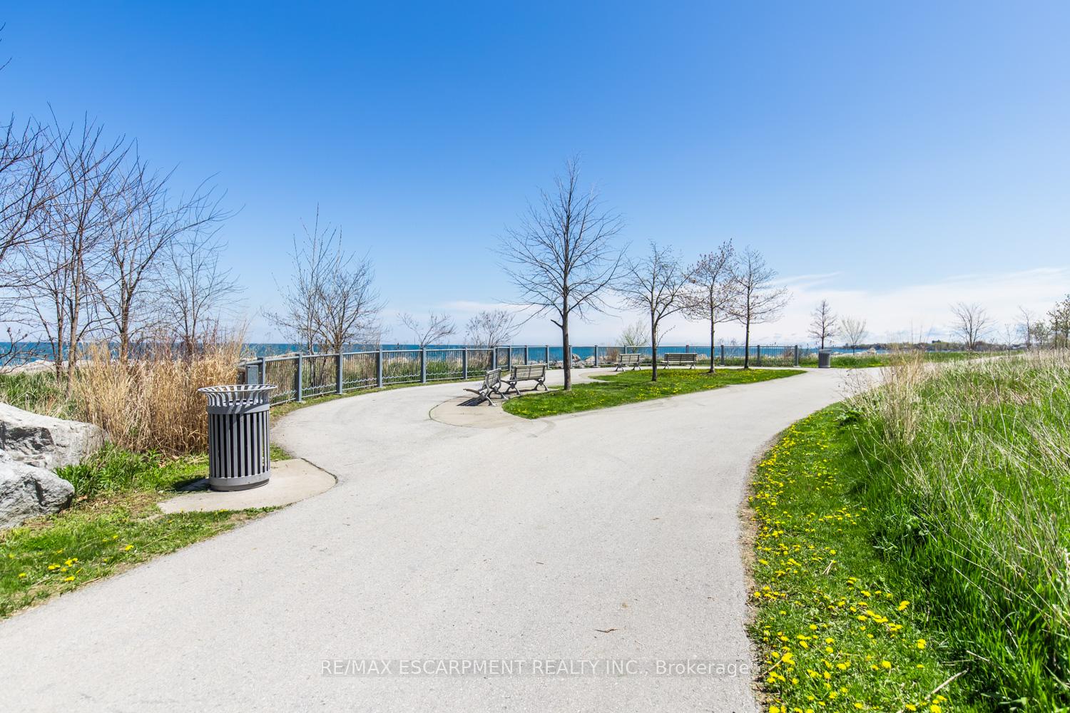 Photo 30 of Unit 116, 125 Shoreview Place, Hamilton, Stoney Creek — HOMEH