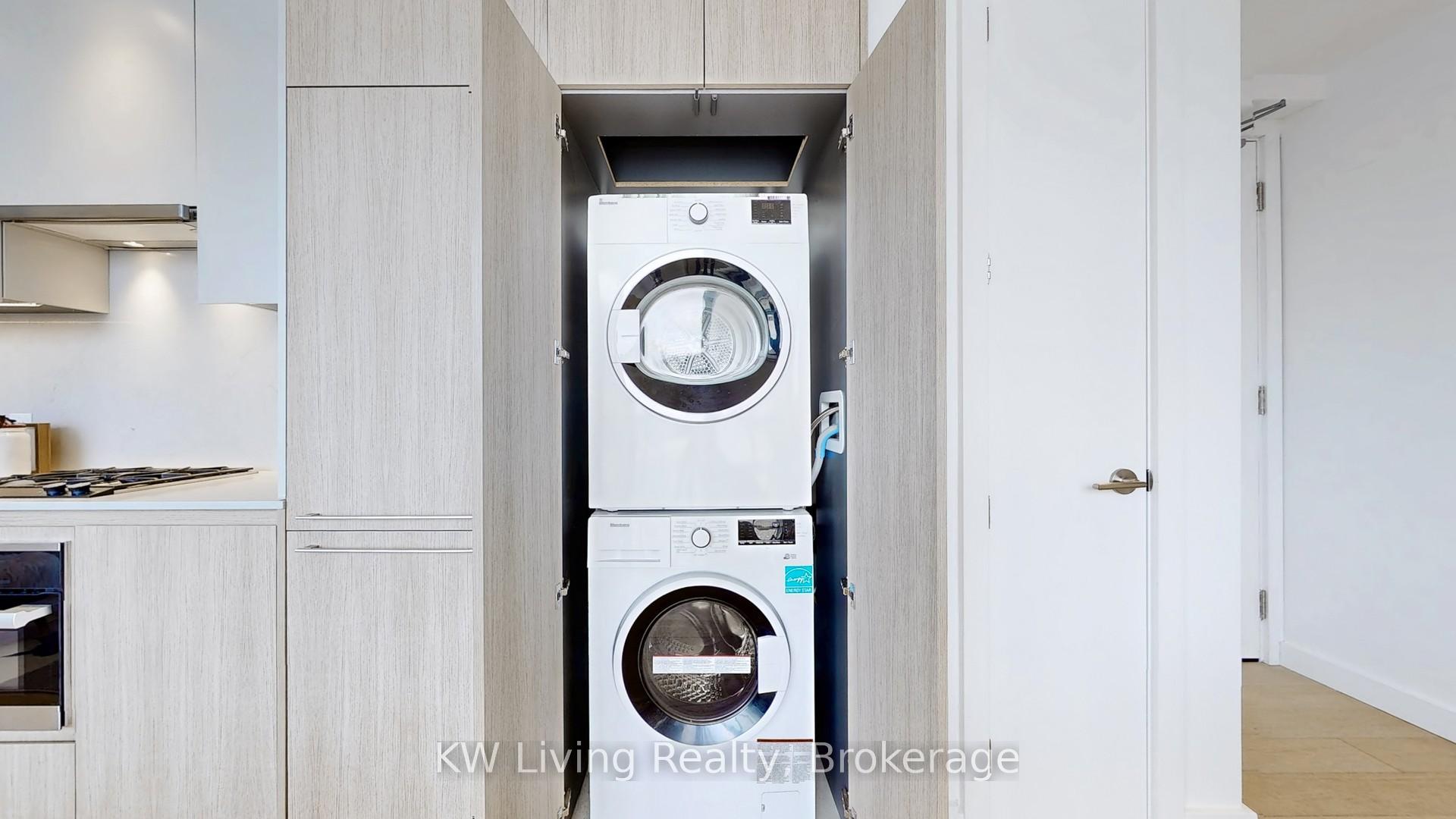 Photo 13 of Unit 2108, 81 Wellesley Street E, Toronto, Church-Yonge Corridor — HOMEH