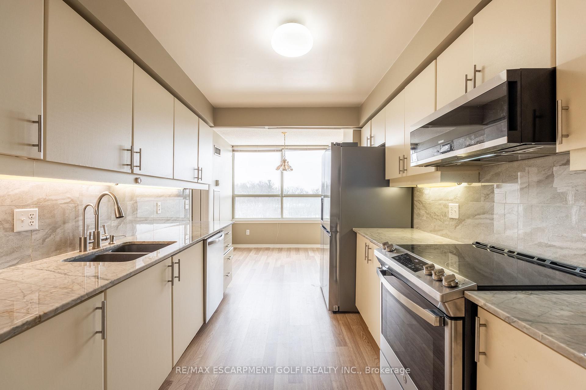 Photo 9 of Unit 605, 3 Towering Heights Boulevard, St. Catharines, Glendale/Glenridge — HOMEH