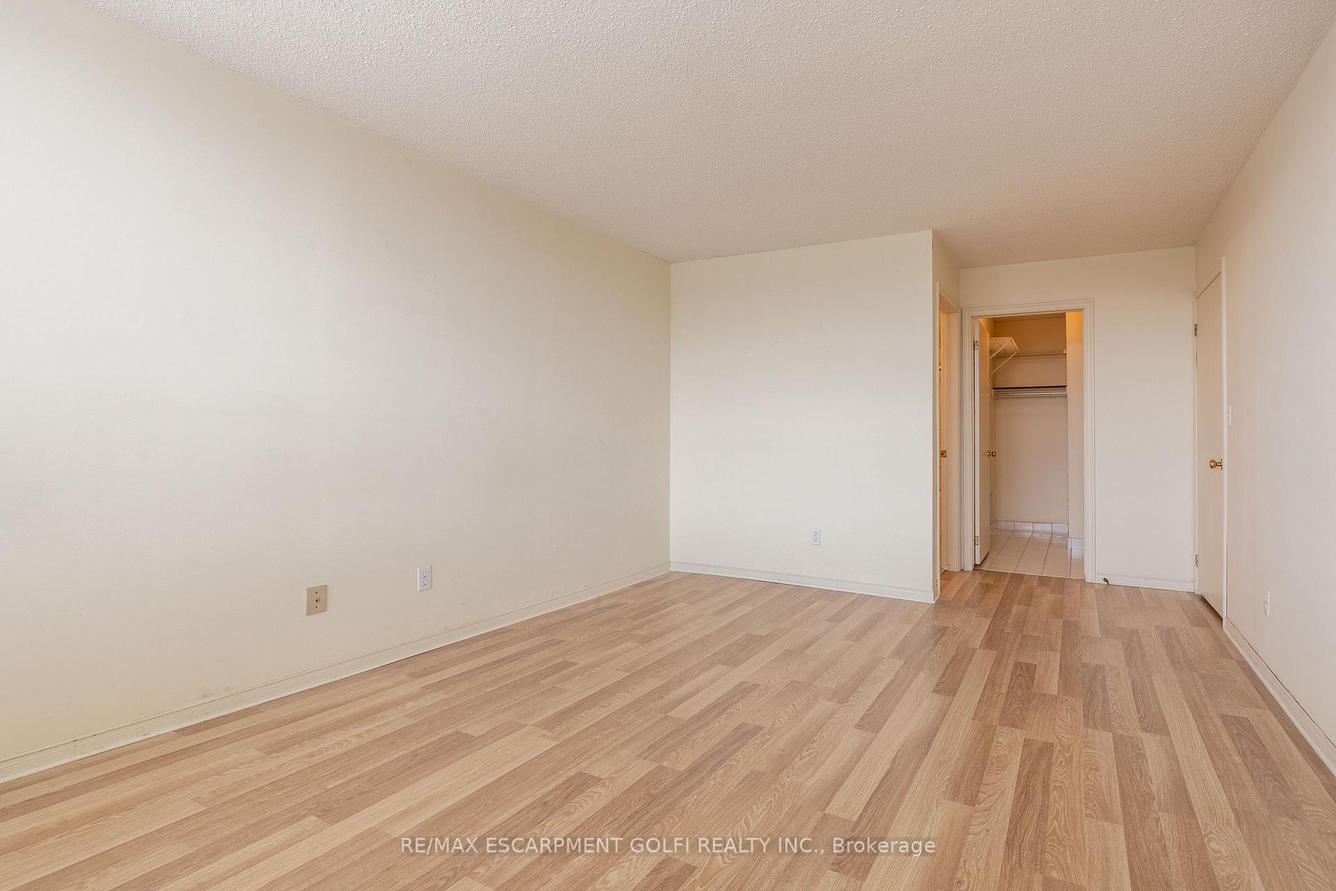 Photo 16 of Unit 605, 3 Towering Heights Boulevard, St. Catharines, Glendale/Glenridge — HOMEH