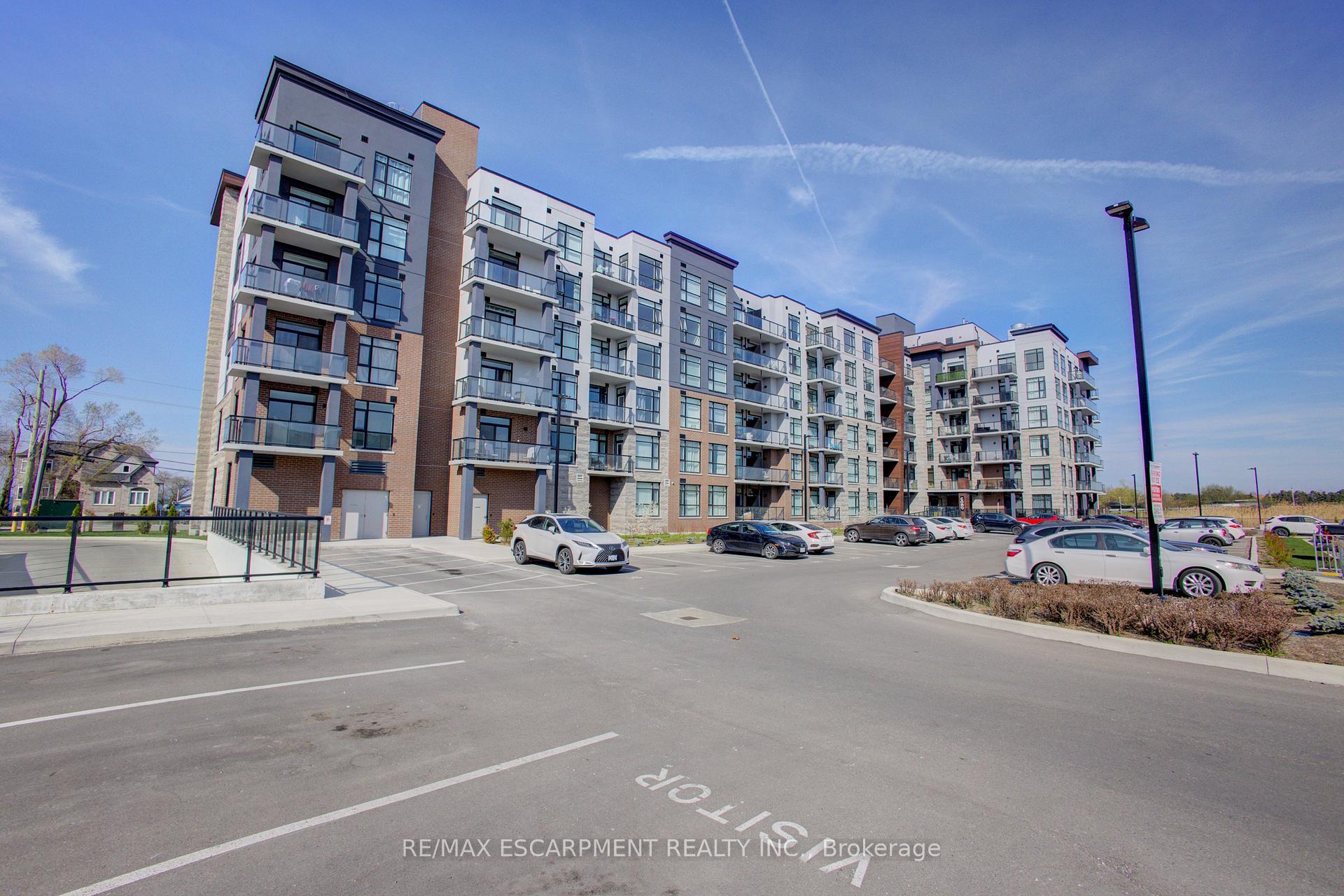 Photo 5 of Unit 421, 600 North Service Road, Hamilton, Stoney Creek — HOMEH