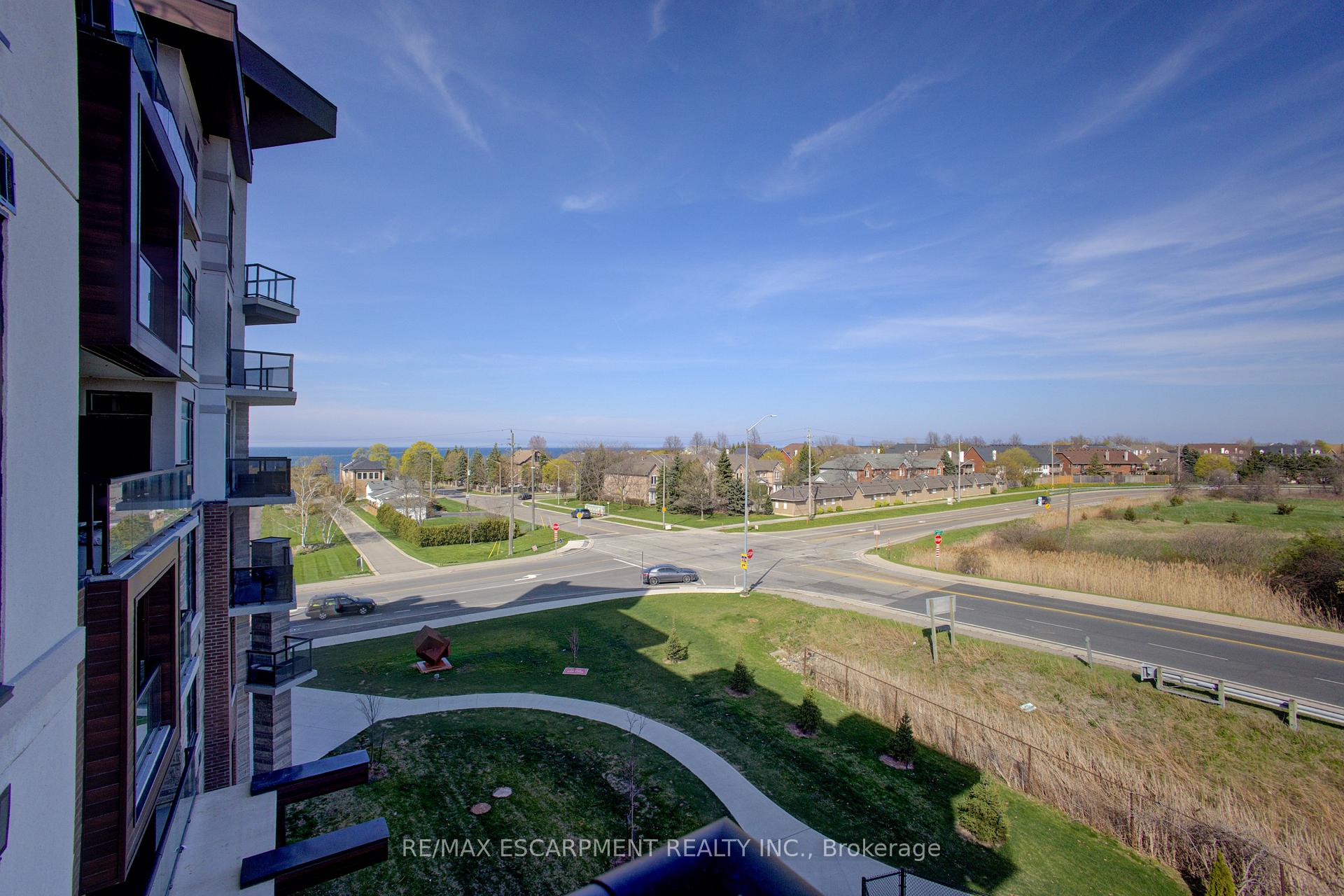 Photo 23 of Unit 421, 600 North Service Road, Hamilton, Stoney Creek — HOMEH