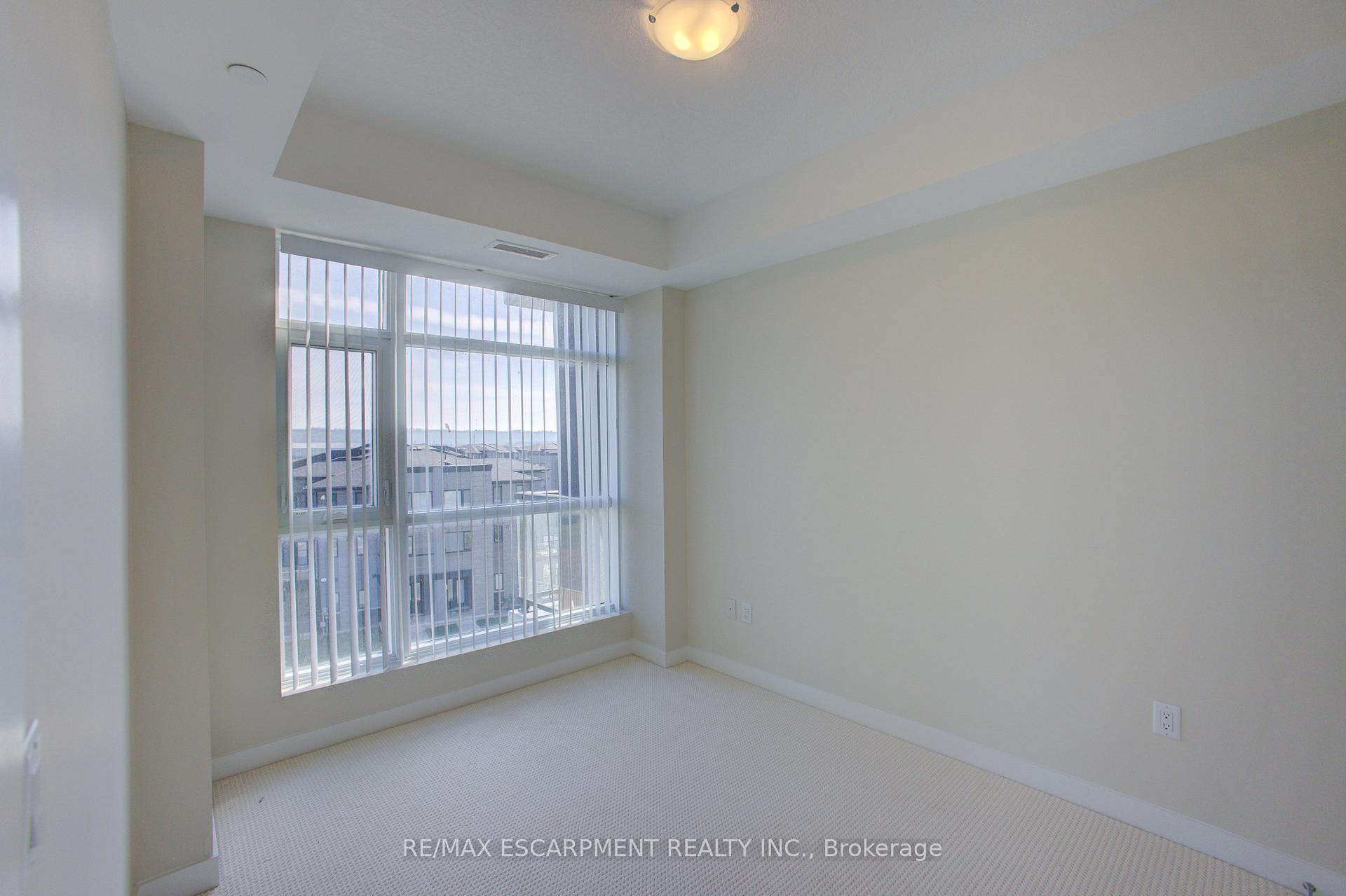 Photo 19 of Unit 421, 600 North Service Road, Hamilton, Stoney Creek — HOMEH