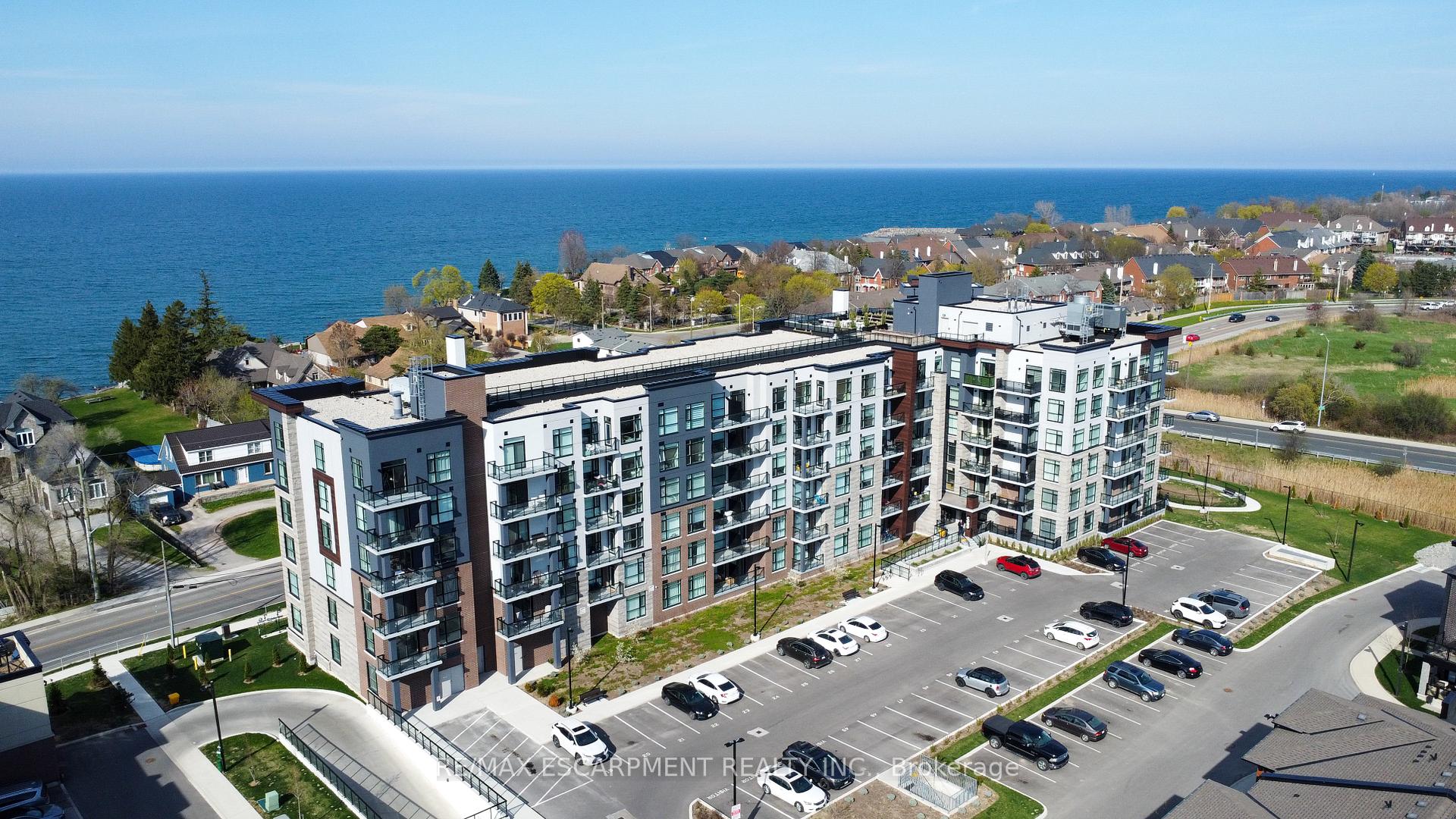 Photo 26 of Unit 421, 600 North Service Road, Hamilton, Stoney Creek — HOMEH