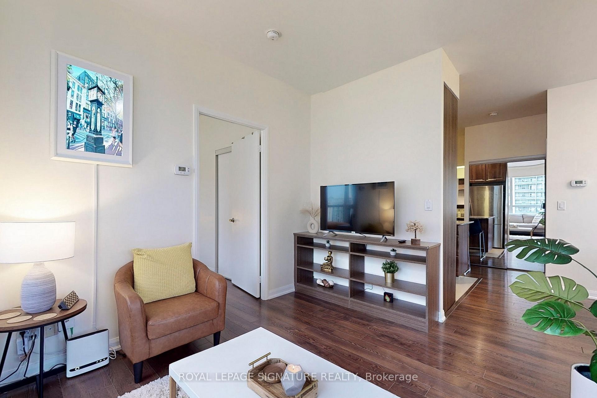 Photo 5 of Unit 1003, 500 Sherbourne Street, Toronto, North St. James Town — HOMEH