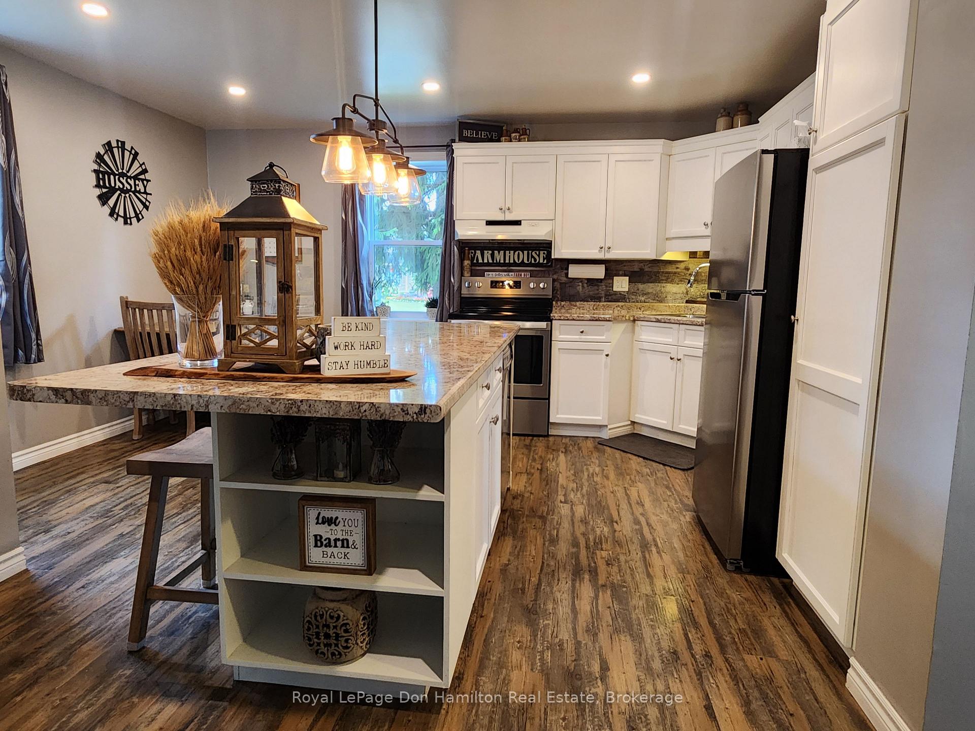 Photo 10 of 85122 Ethel Line, Huron East, Grey — HOMEH