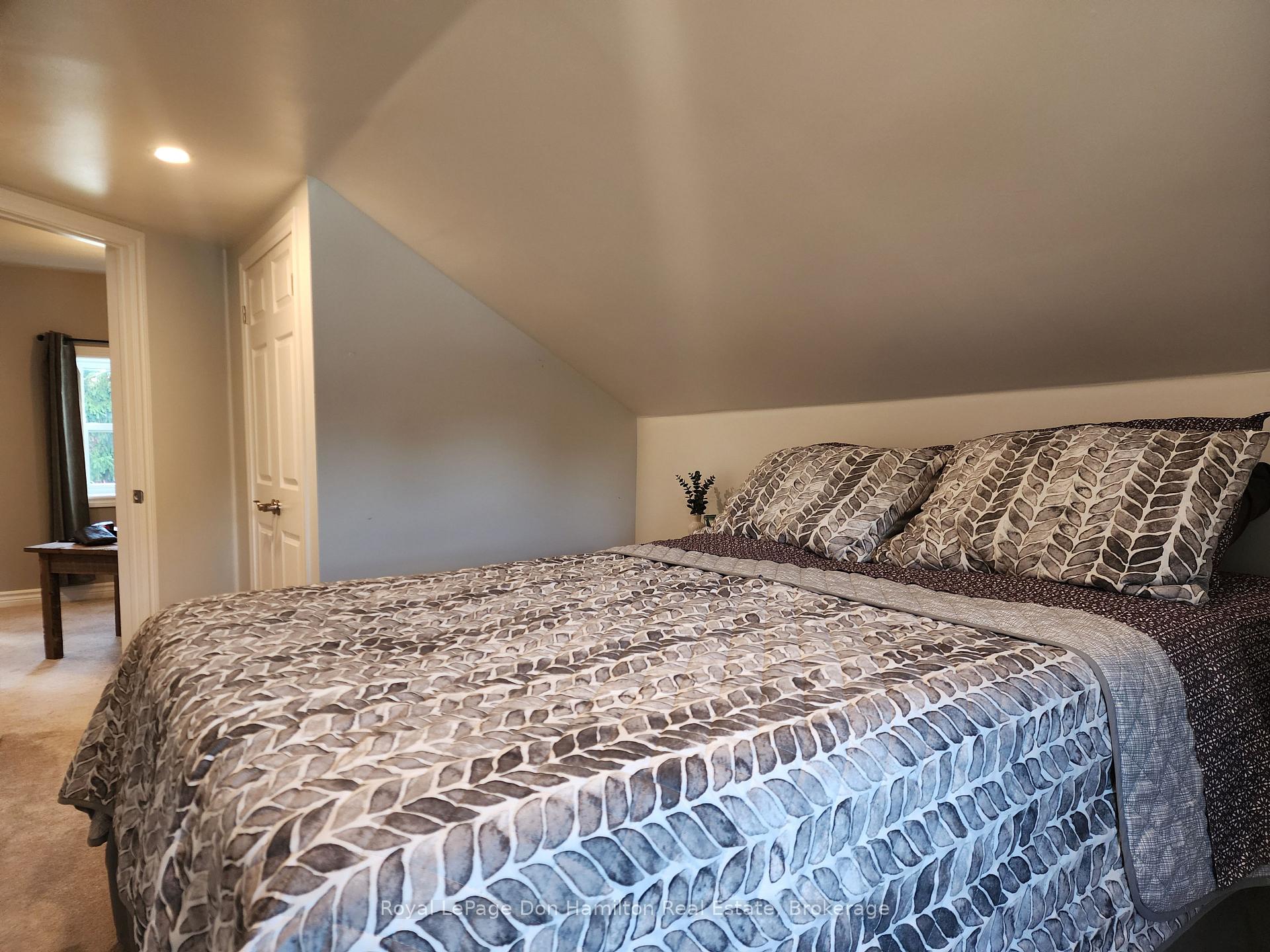 Photo 19 of 85122 Ethel Line, Huron East, Grey — HOMEH