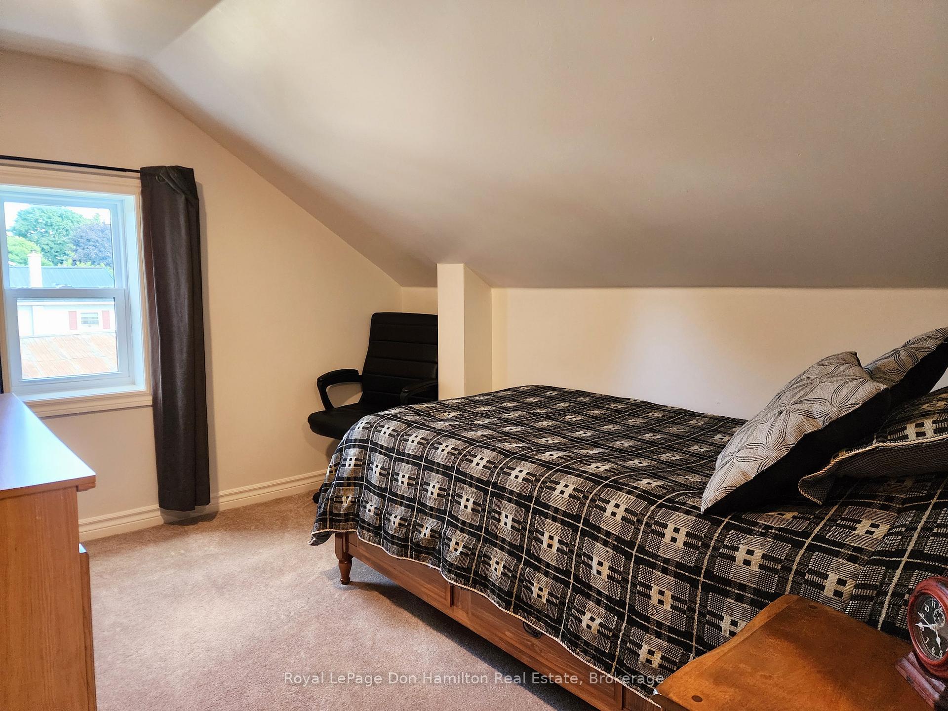 Photo 20 of 85122 Ethel Line, Huron East, Grey — HOMEH