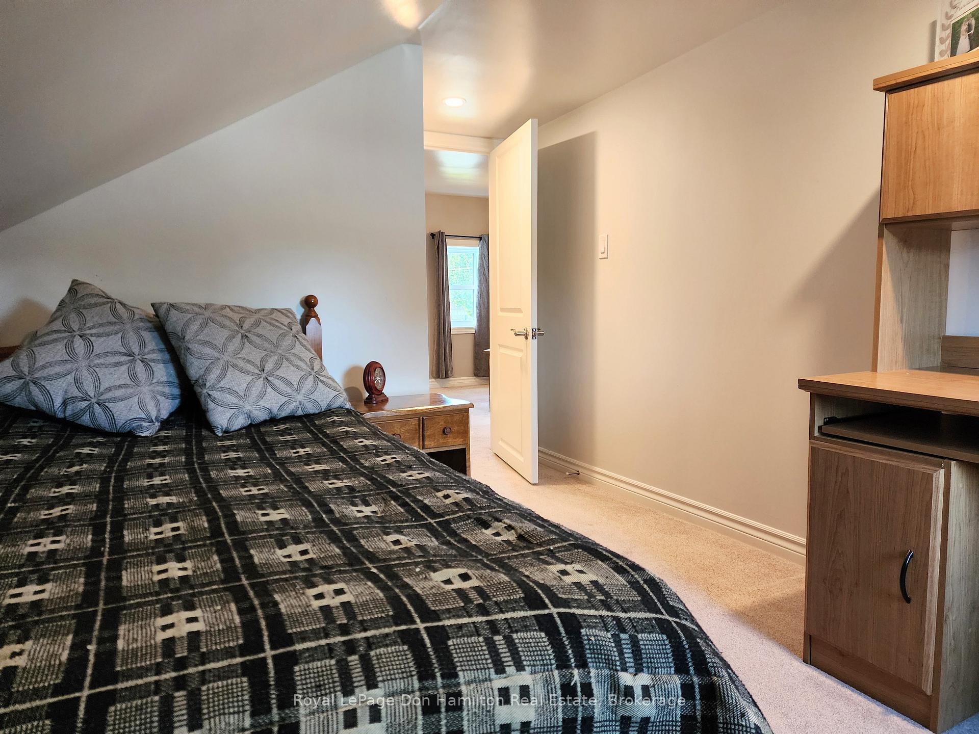 Photo 21 of 85122 Ethel Line, Huron East, Grey — HOMEH