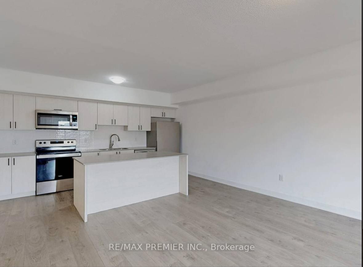 Photo 7 of Unit 607, 5 Chef Lane N, Barrie, Innis-Shore — HOMEH
