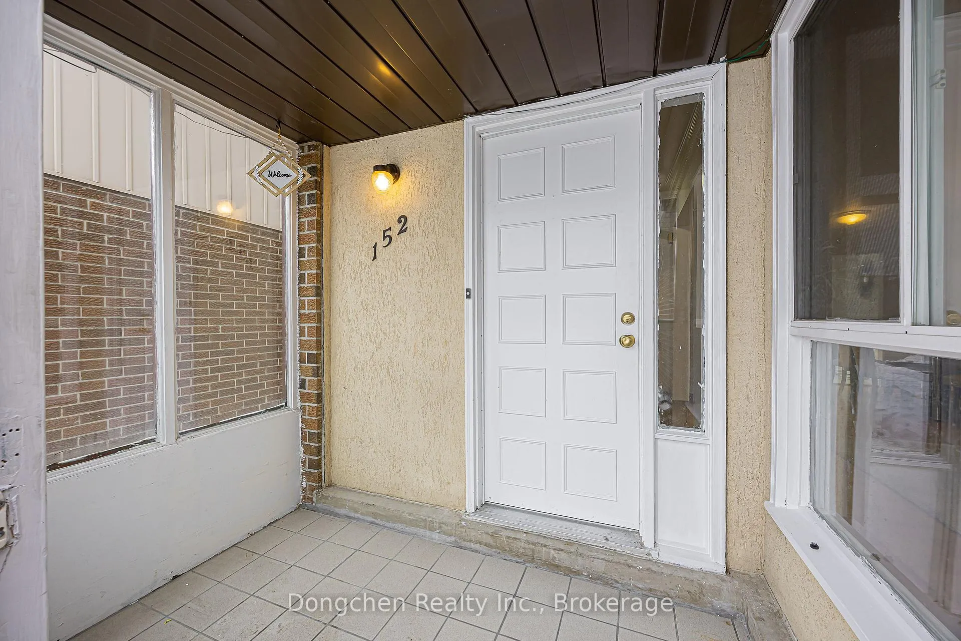 Photo 3 of 152 Risebrough Circuit, Markham, Milliken Mills West — HOMEH