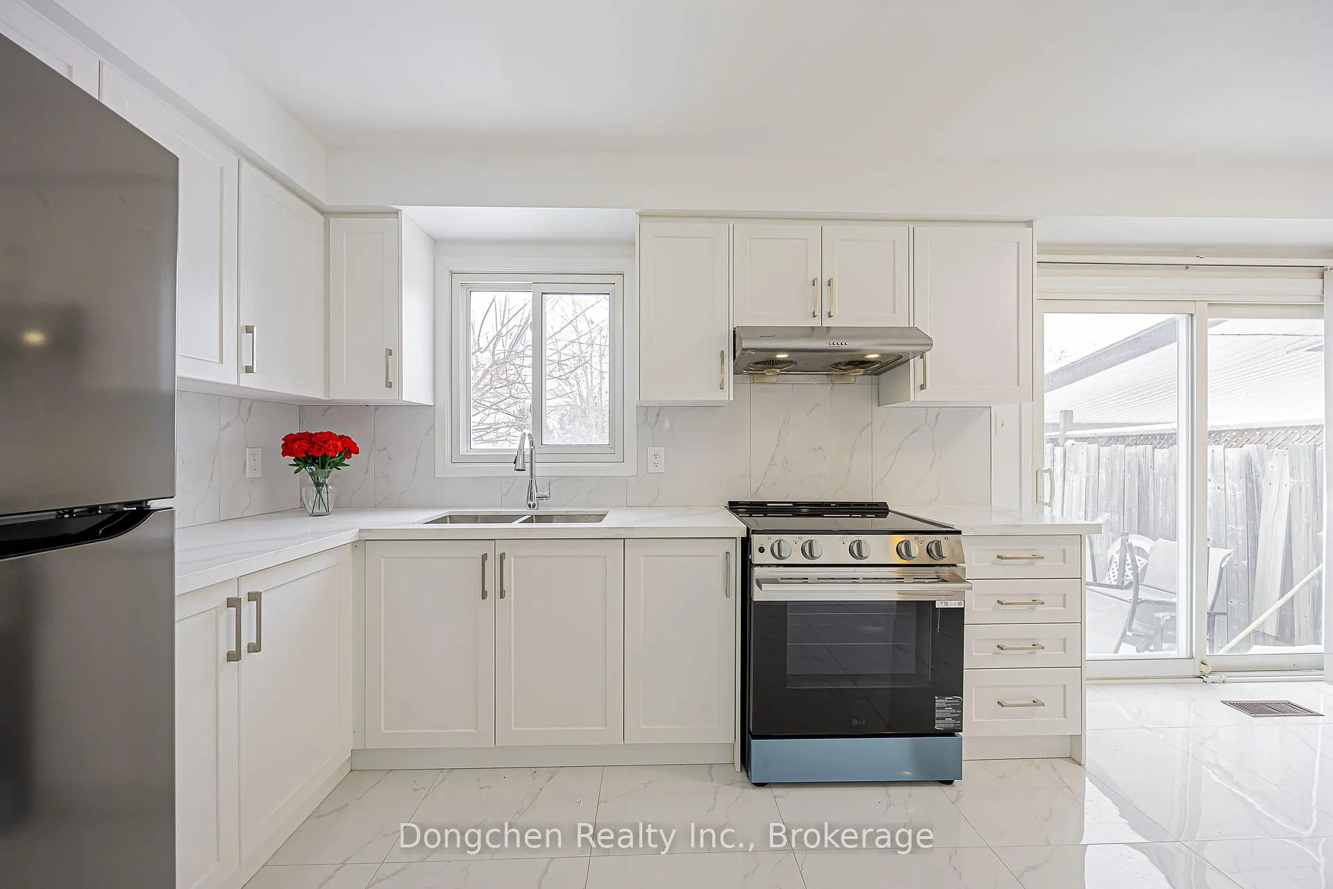 Photo 19 of 152 Risebrough Circuit, Markham, Milliken Mills West — HOMEH