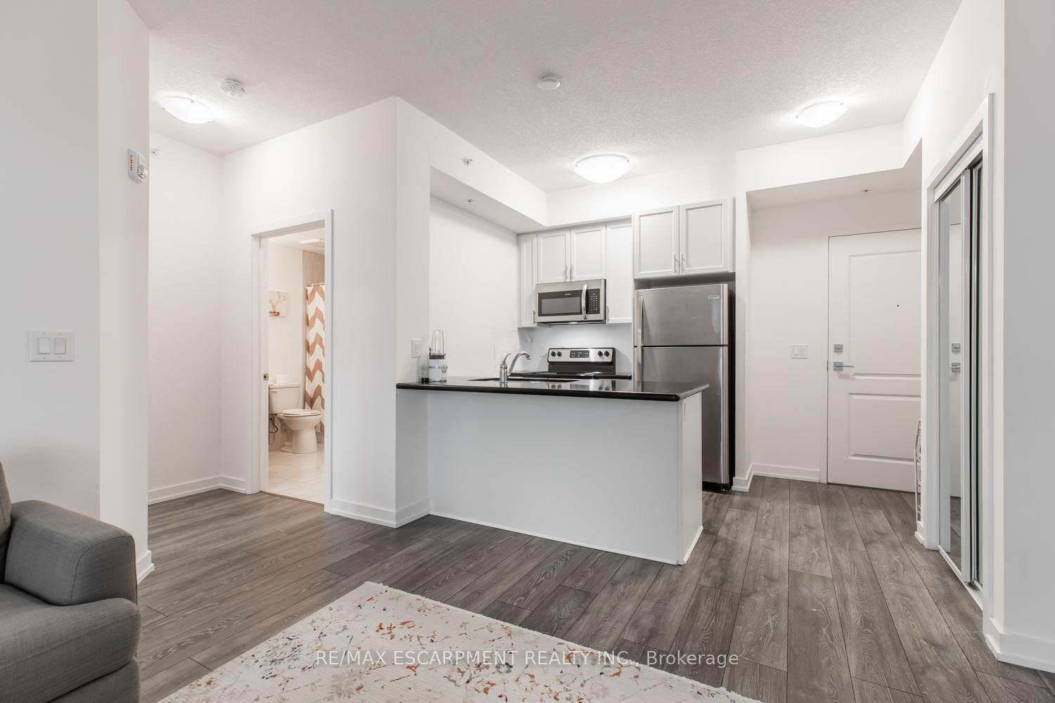 Photo 5 of Unit 508, 81 Robinson Street, Hamilton, Durand — HOMEH
