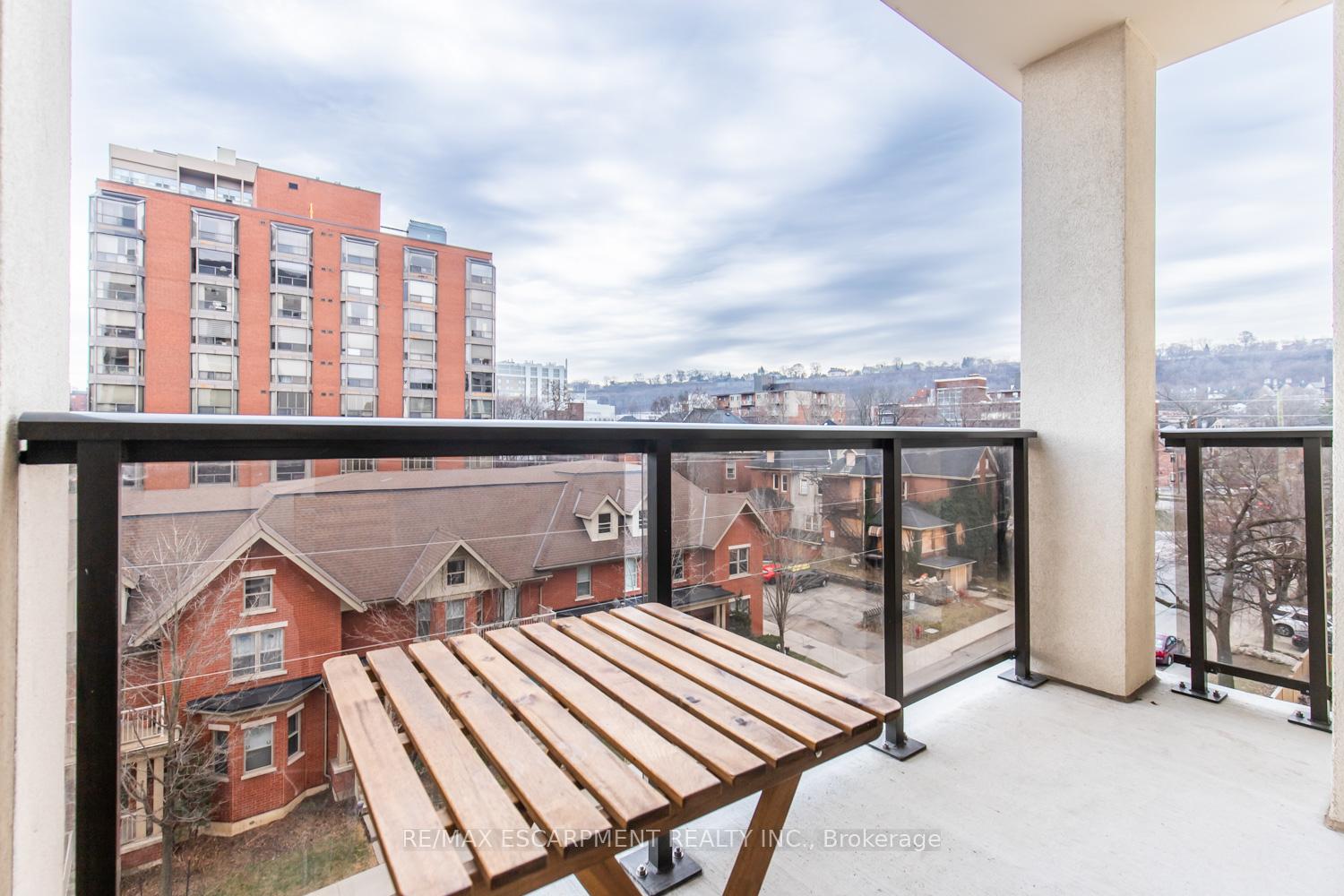 Photo 15 of Unit 508, 81 Robinson Street, Hamilton, Durand — HOMEH
