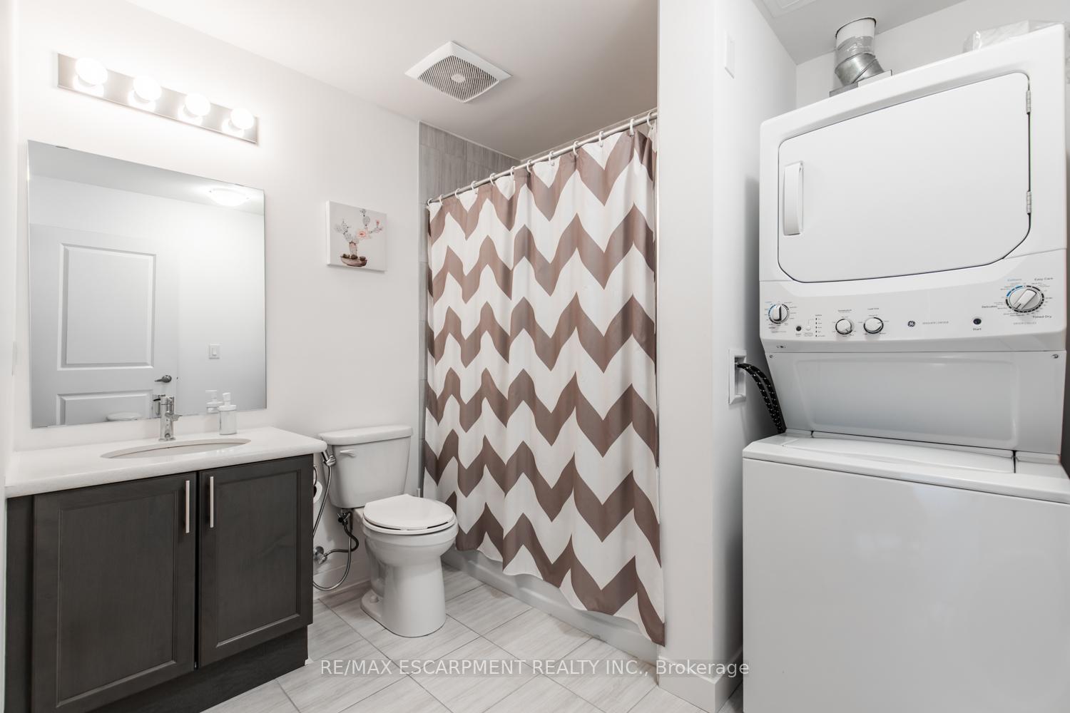 Photo 27 of Unit 508, 81 Robinson Street, Hamilton, Durand — HOMEH