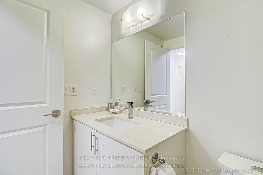 Photo 12 of Unit LPH307, 7171 Yonge Street, Markham, Thornhill — HOMEH