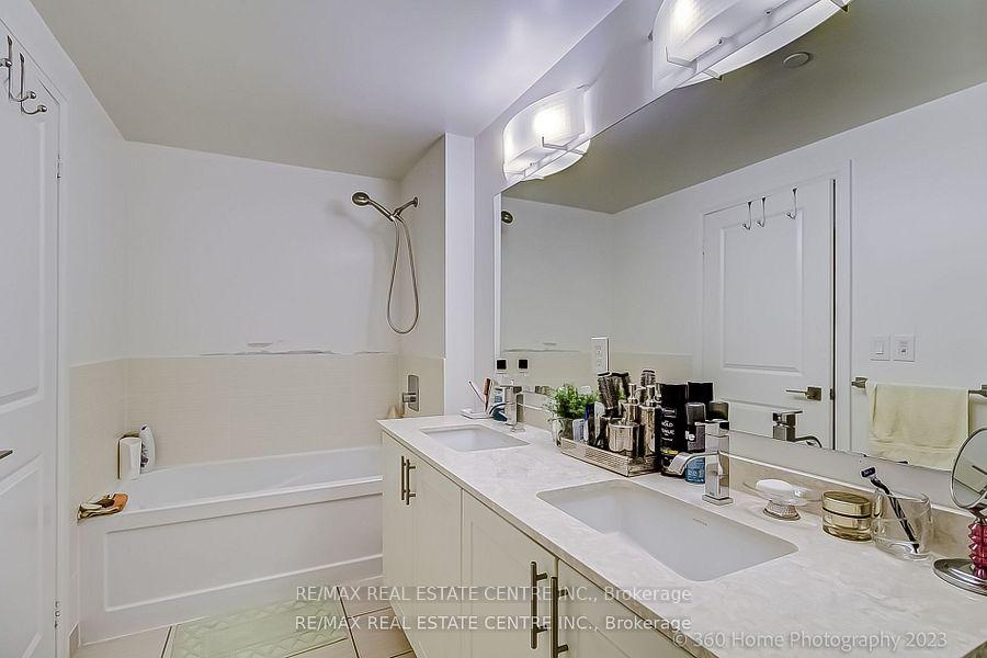 Photo 16 of Unit LPH307, 7171 Yonge Street, Markham, Thornhill — HOMEH