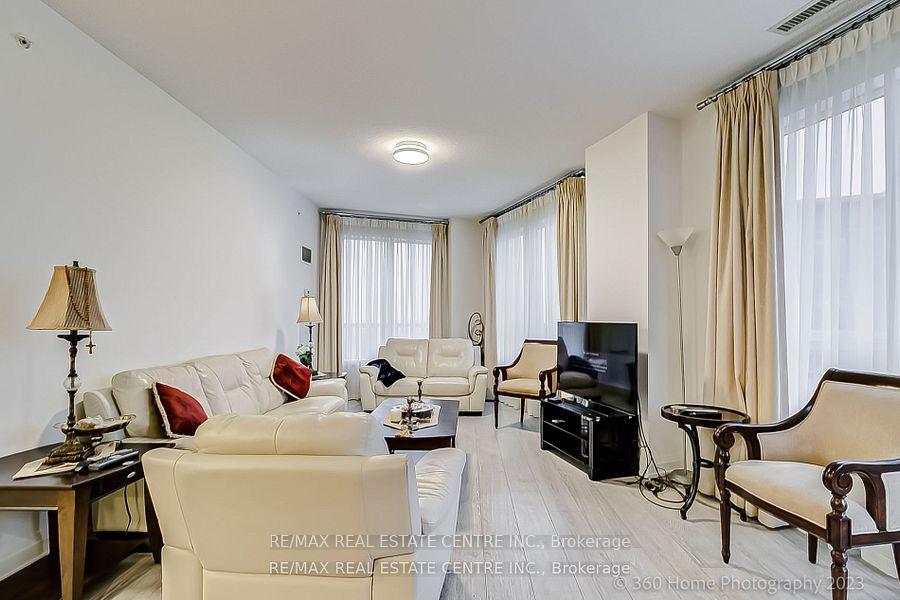 Photo 23 of Unit LPH307, 7171 Yonge Street, Markham, Thornhill — HOMEH